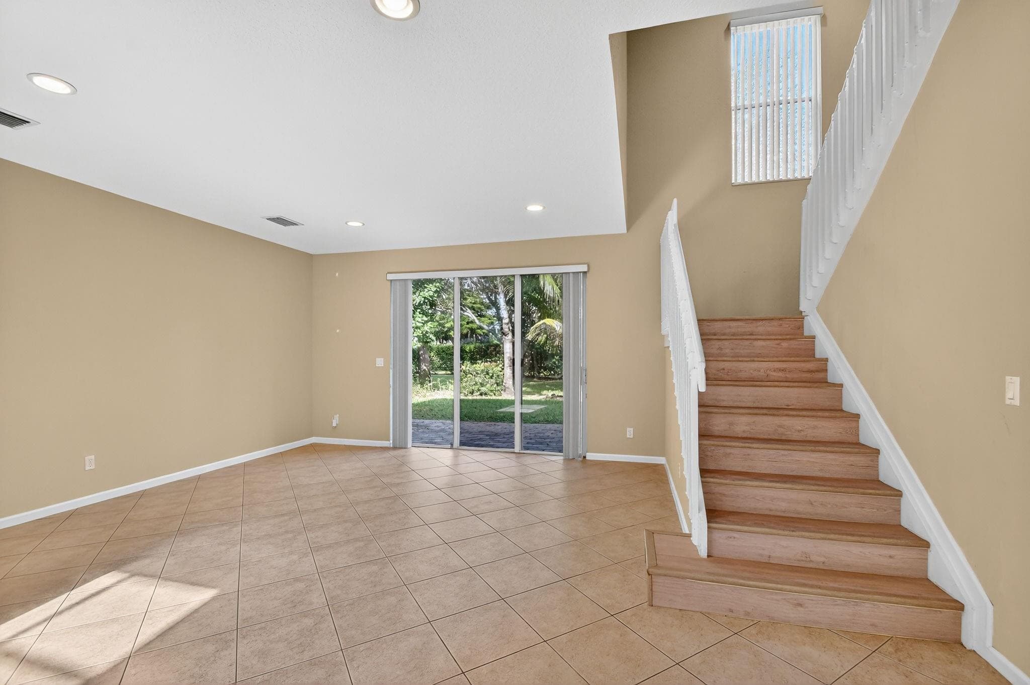 9393 Savannah Estates Drive, Lake Worth, FL 33467 — photo 11 of 73