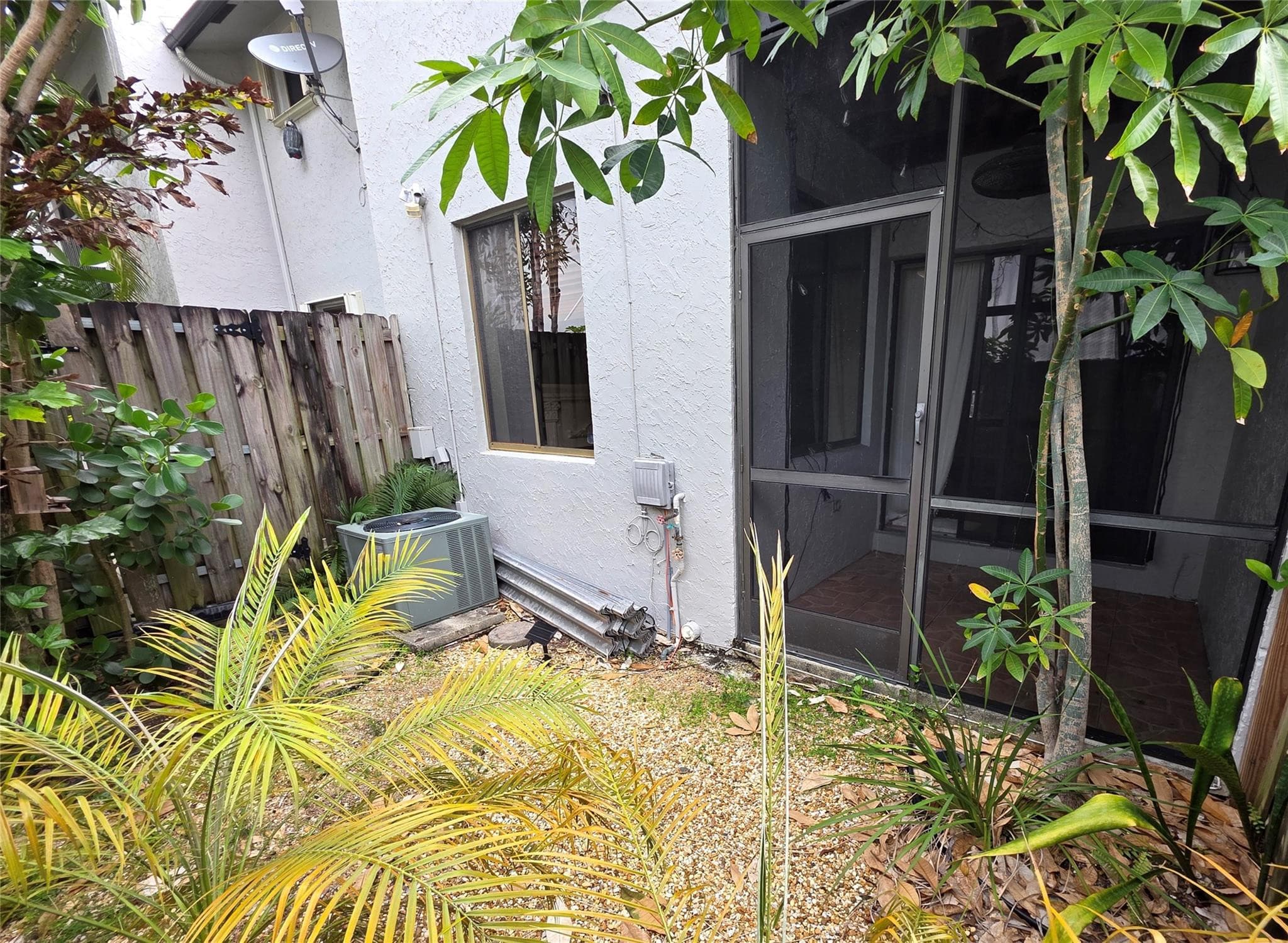817 SE 12th Court 1, Fort Lauderdale, FL 33316 — photo 16 of 19