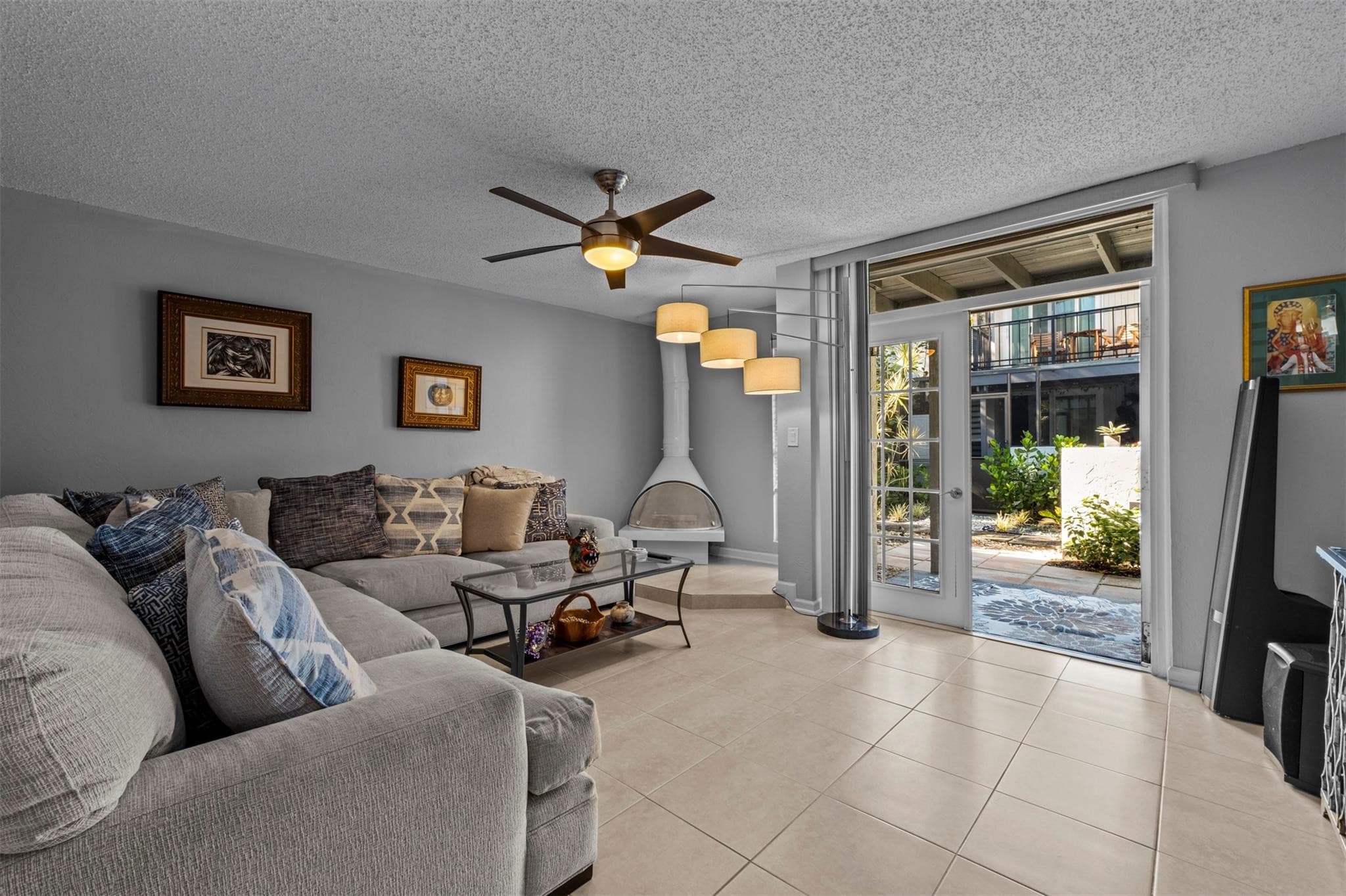 653 Cypress Lane 21b, Wilton Manors, FL 33305 — photo 4 of 35