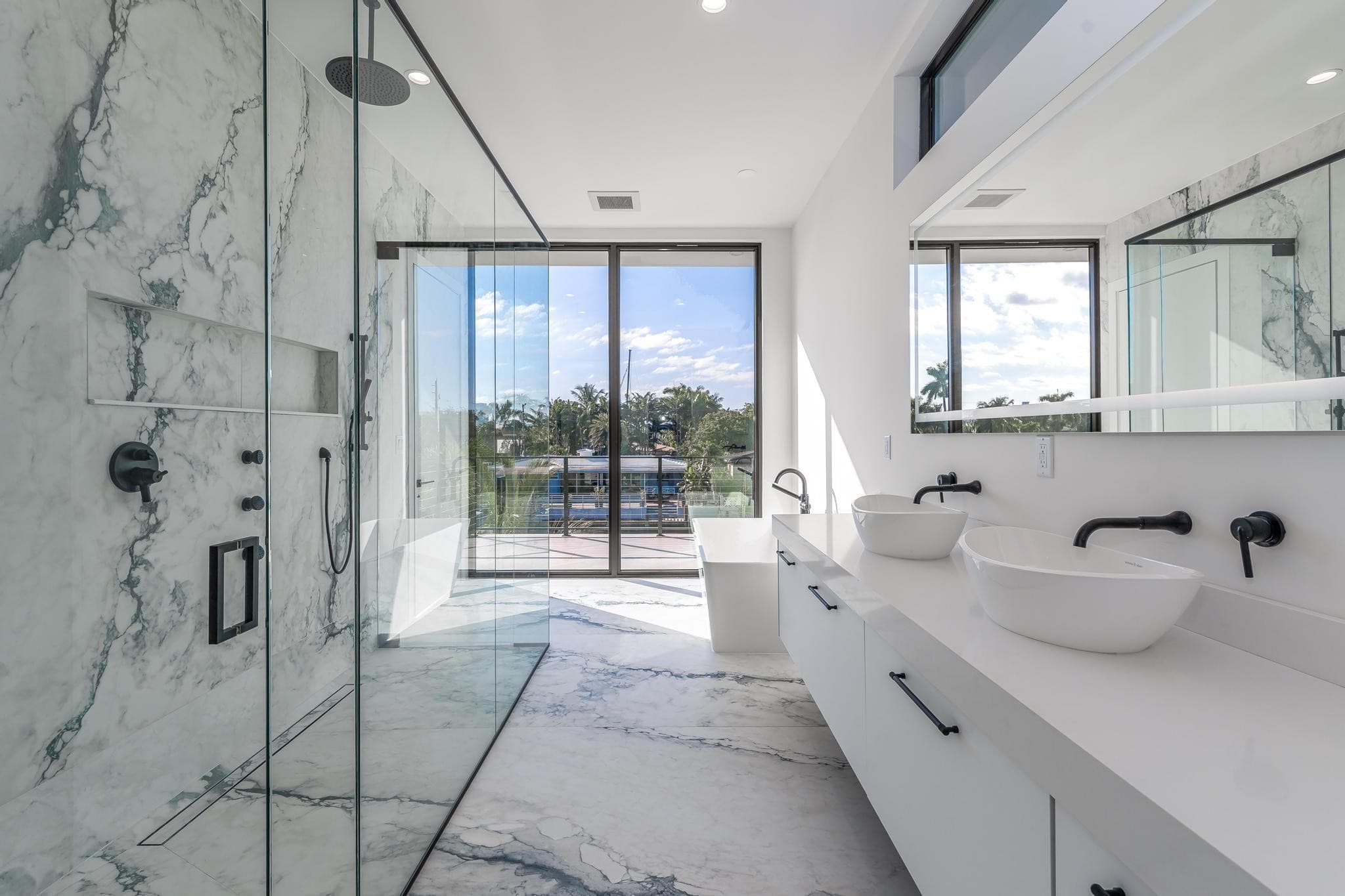 2612 NE 4th Street, Pompano Beach, FL 33062 — photo 18 of 44