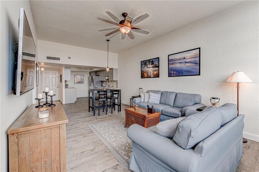 1301 NE Miami Gardens Drive 1721w, Miami, FL 33179 — photo 14 of 28