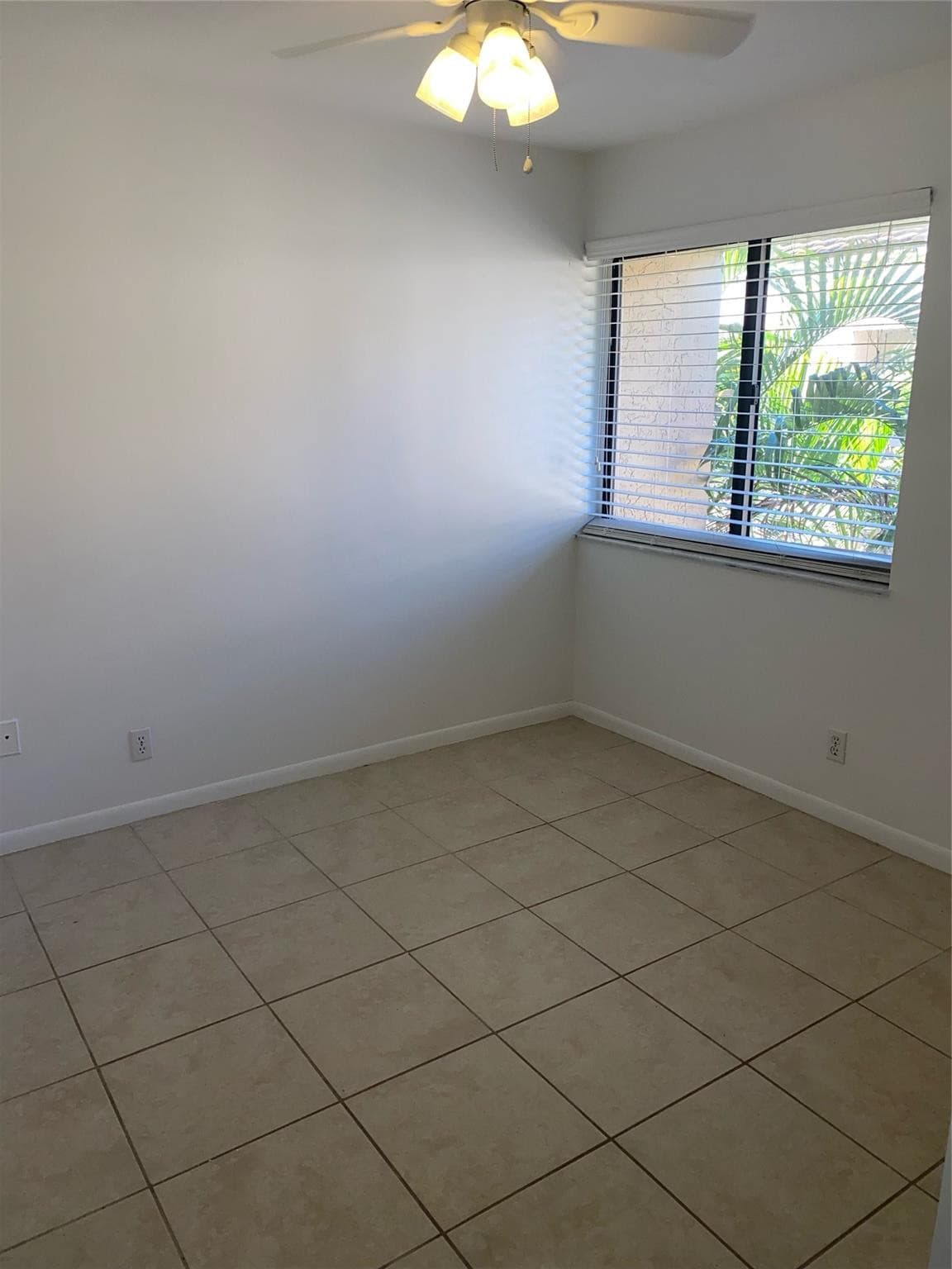 5201 NE 14th Terrace 3, Fort Lauderdale, FL 33334 — photo 5 of 10