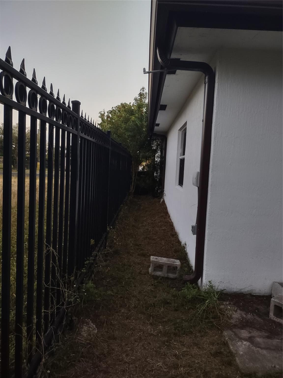 4819 SW 21st Street, West Park, FL 33023 — photo 36 of 45