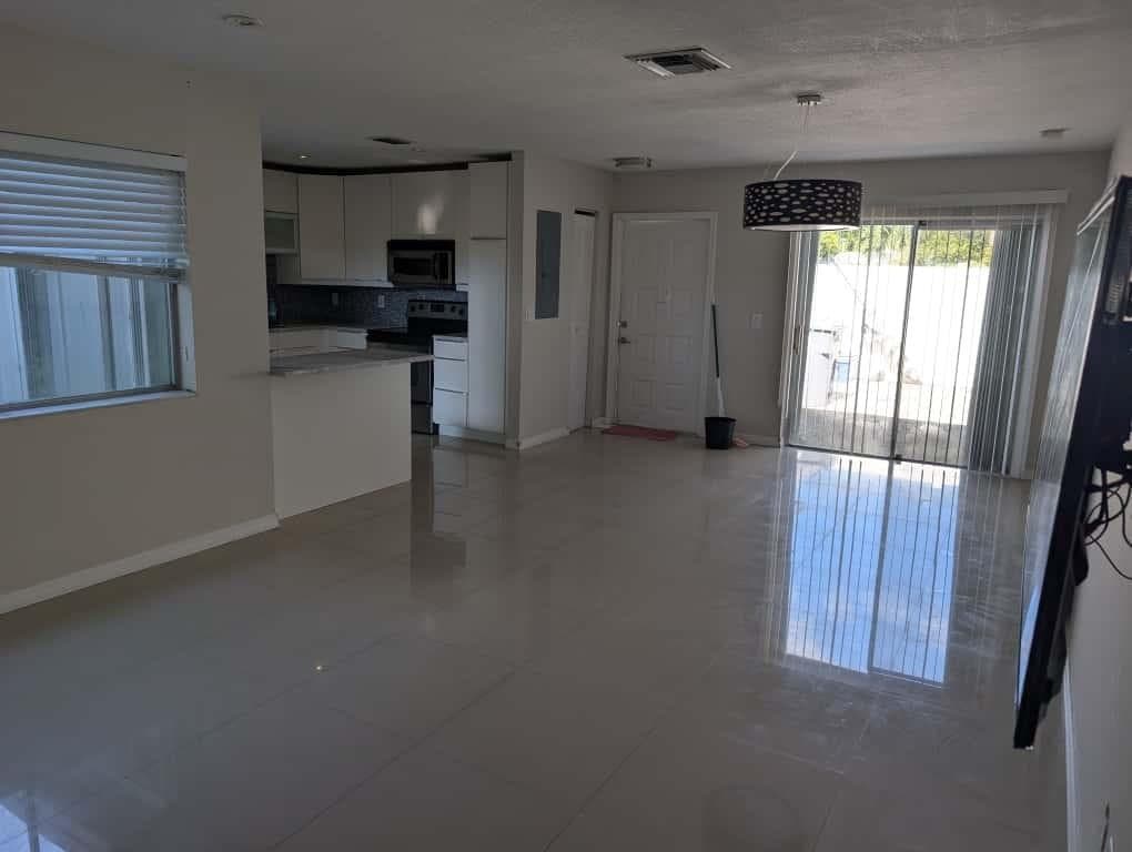 9322 SW 5th Street, Boca Raton, FL 33428 — photo 7 of 12