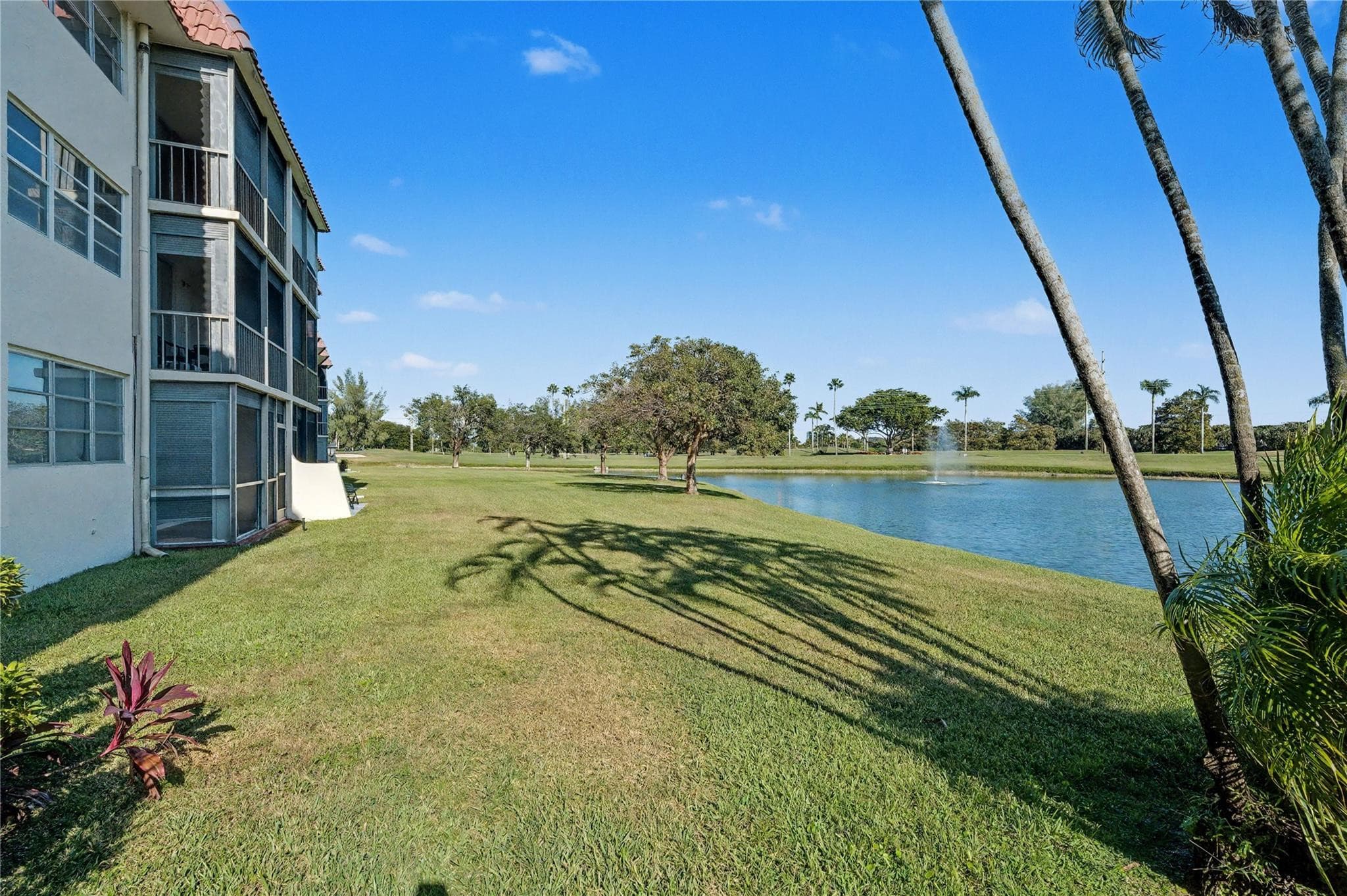 9320 S Hollybrook Lake Drive 103, Pembroke Pines, FL 33025 — photo 18 of 56