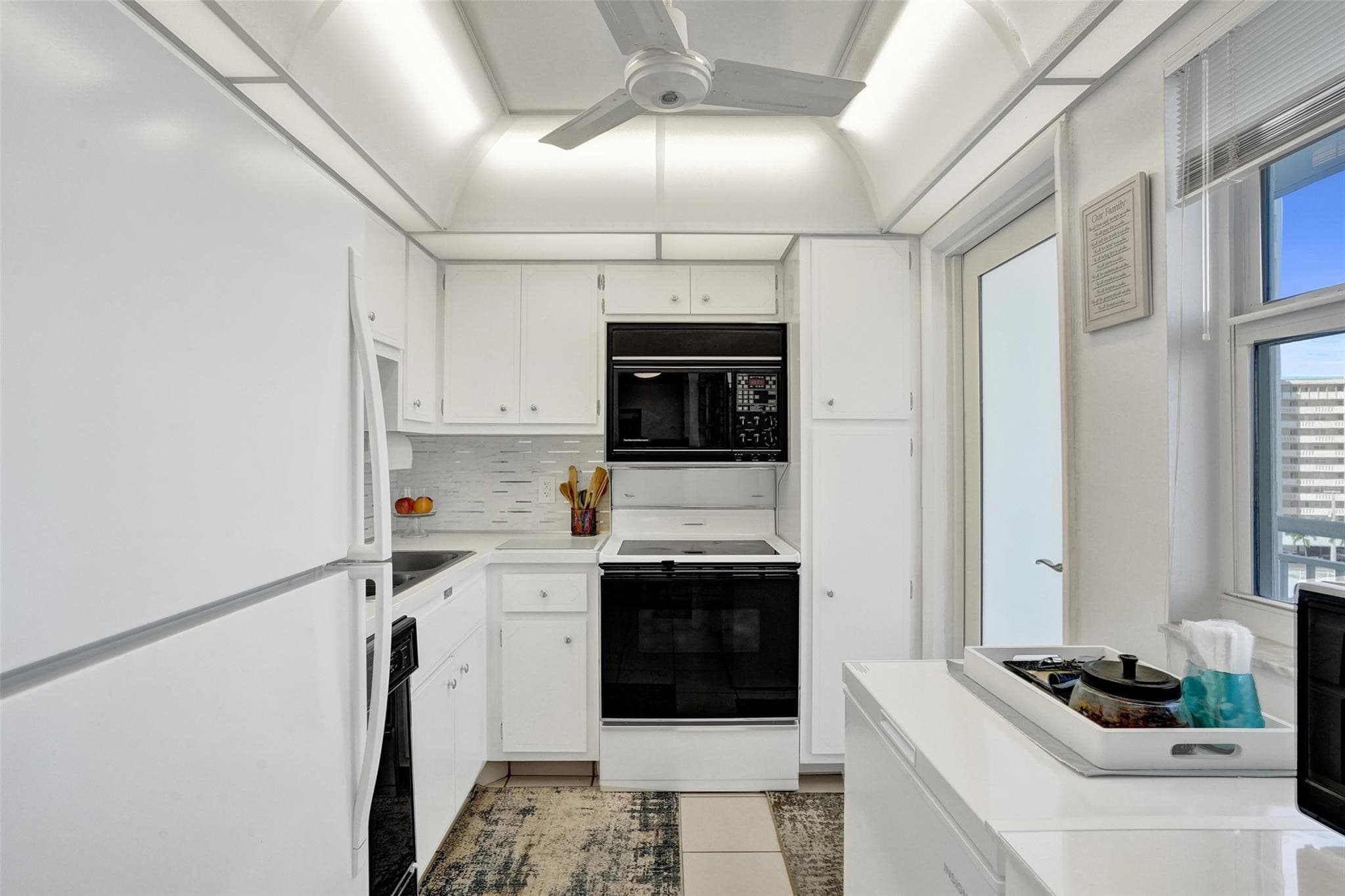 201 N Ocean Boulevard 603, Pompano Beach, FL 33062 — photo 12 of 37