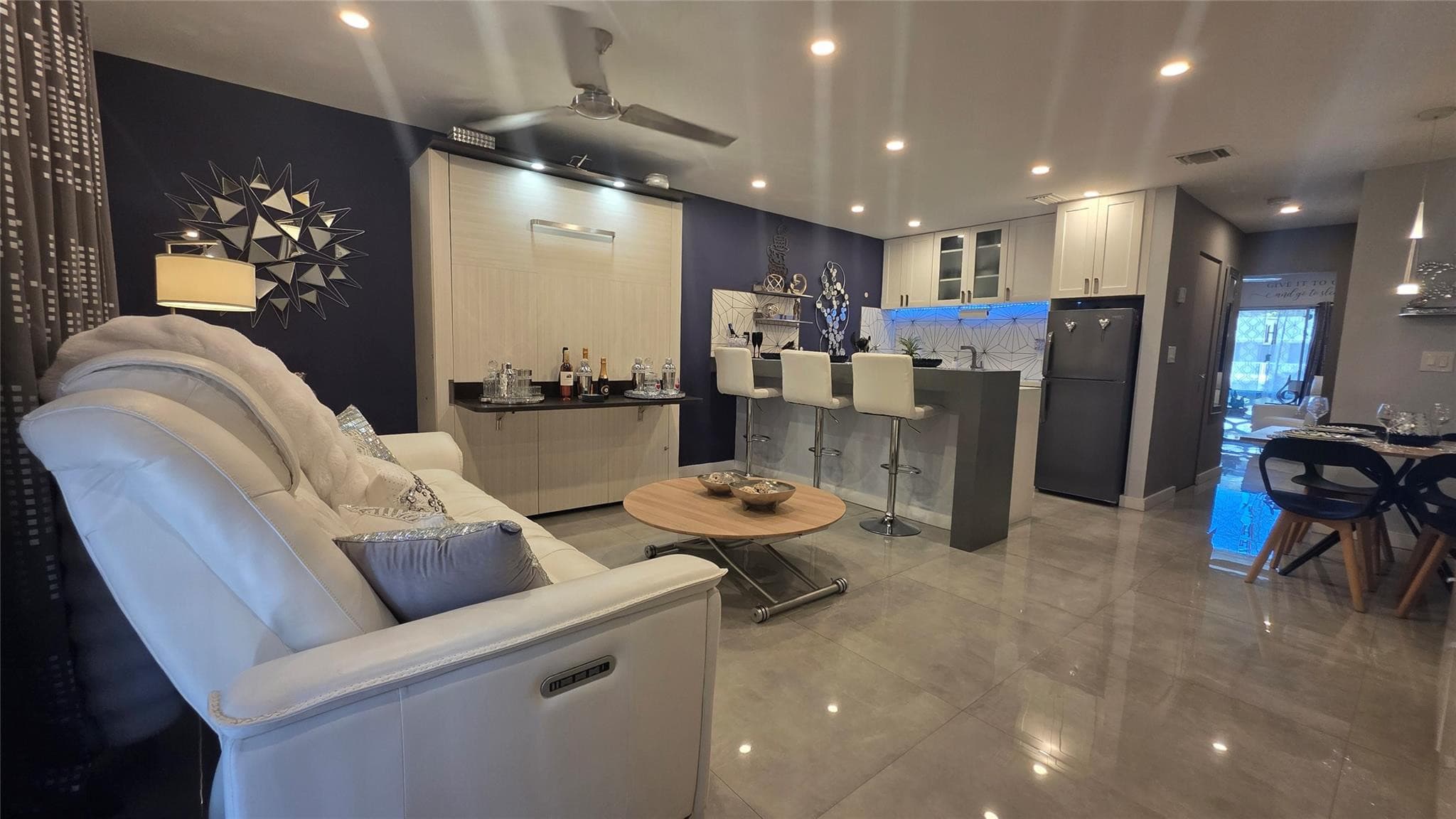 15610 NE 6th Avenue 36D, Miami, FL 33162 — photo 1 of 41