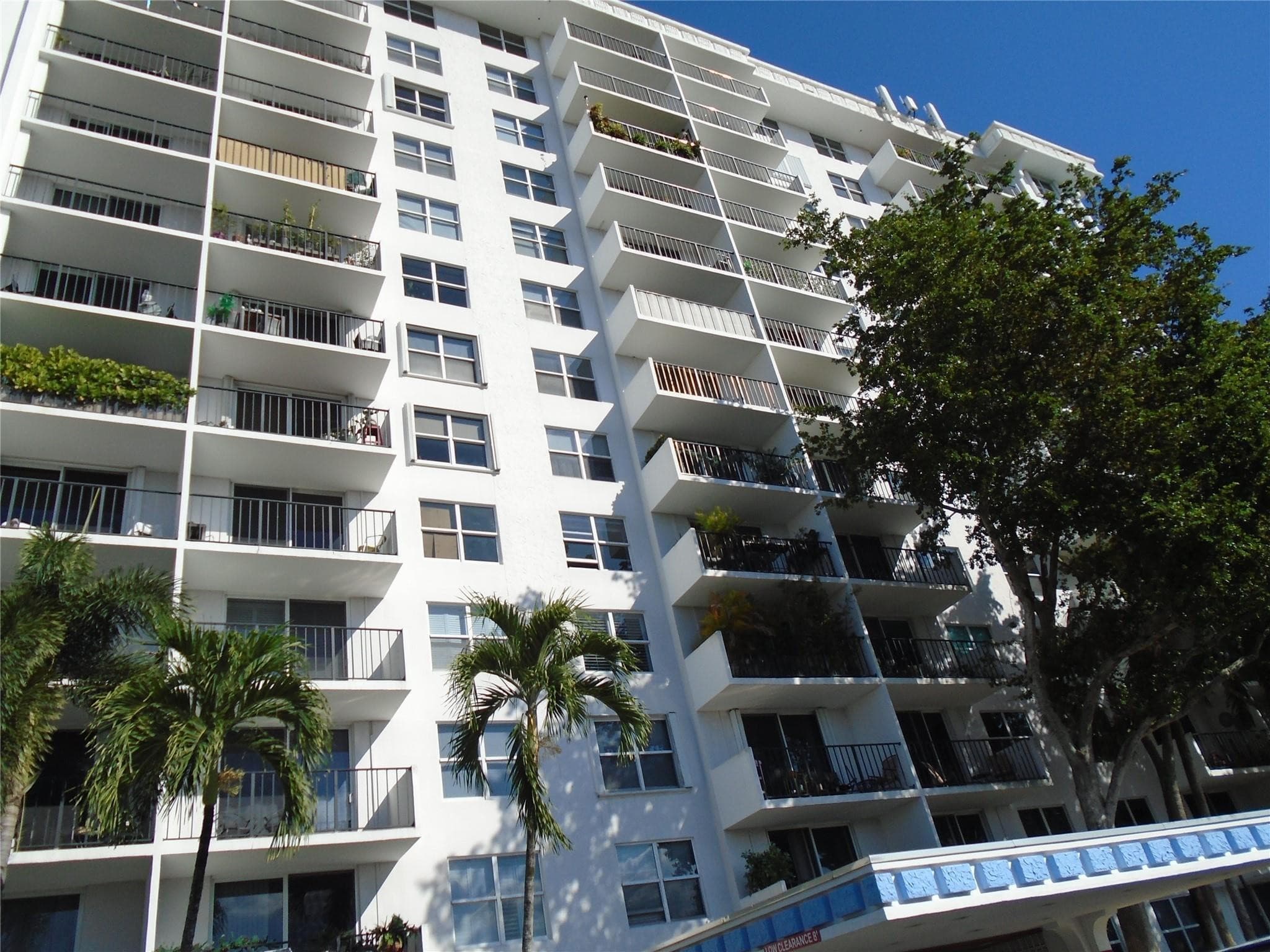 1800 N Andrews Avenue 4B, Fort Lauderdale, FL 33311 — photo 1 of 50