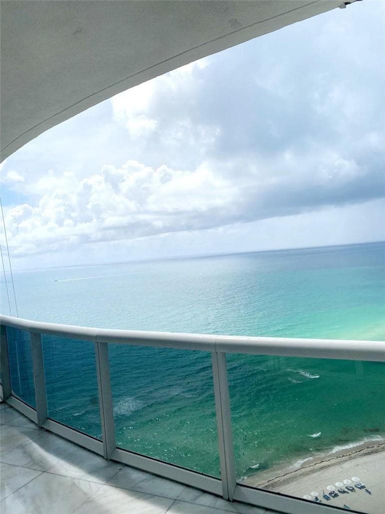 16001 Collins Avenue 2207, Sunny Isles Beach, FL 33160 — photo 2 of 29