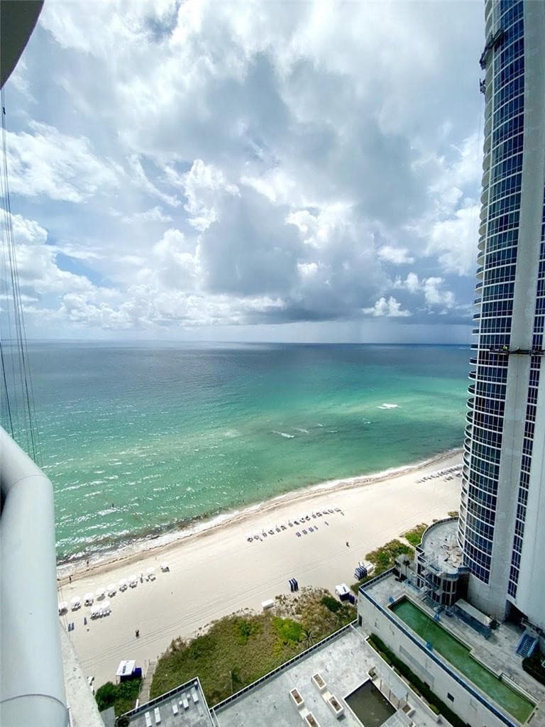 16001 Collins Avenue 2207, Sunny Isles Beach, FL 33160 — photo 4 of 29