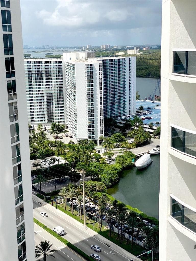 16001 Collins Avenue 2207, Sunny Isles Beach, FL 33160 — photo 5 of 29