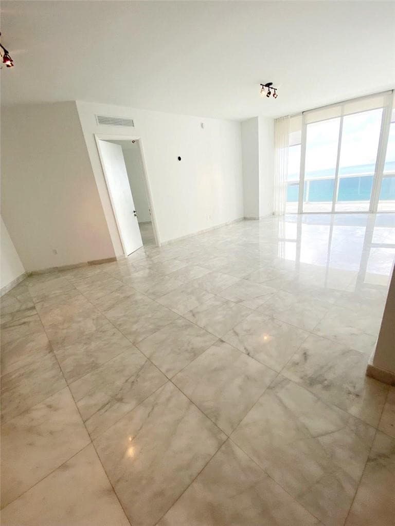 16001 Collins Avenue 2207, Sunny Isles Beach, FL 33160 — photo 8 of 29