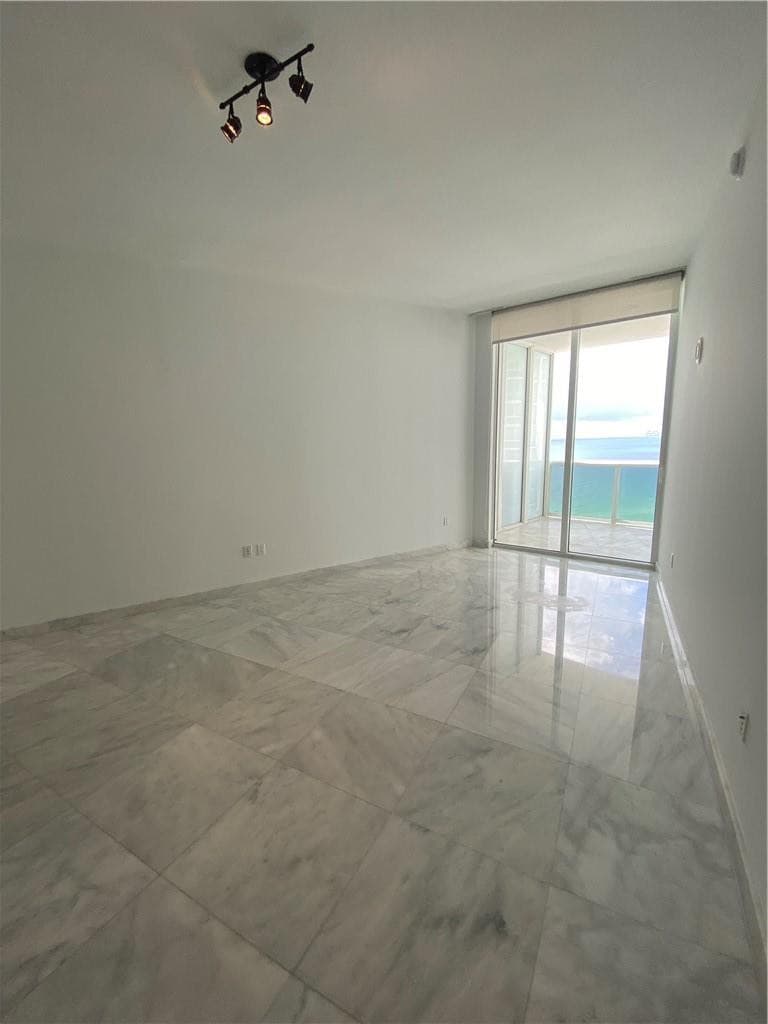 16001 Collins Avenue 2207, Sunny Isles Beach, FL 33160 — photo 24 of 29