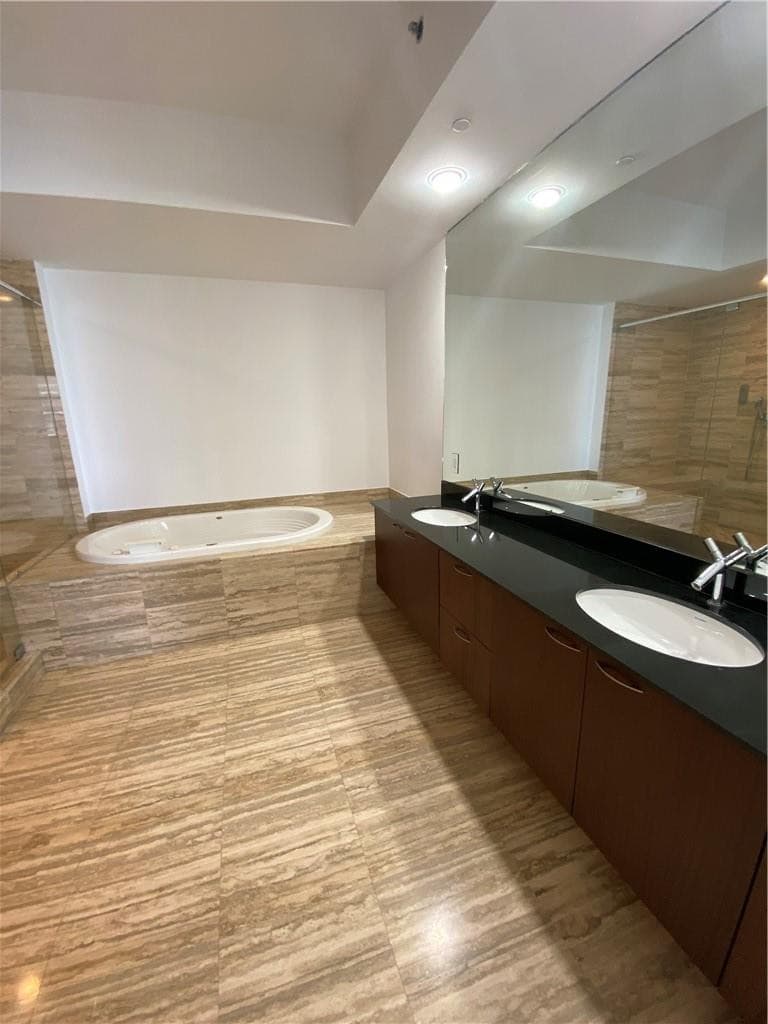 16001 Collins Avenue 2207, Sunny Isles Beach, FL 33160 — photo 26 of 29