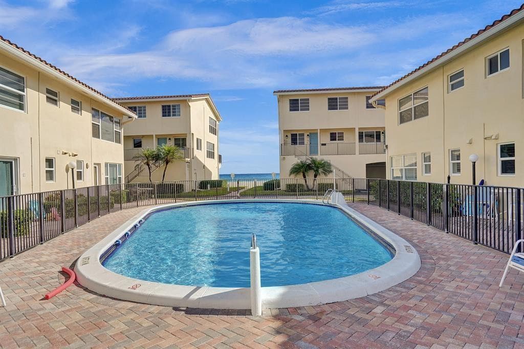 5450 N Ocean Boulevard 6A, Lauderdale-By-The-Sea, FL 33308 — photo 10 of 55