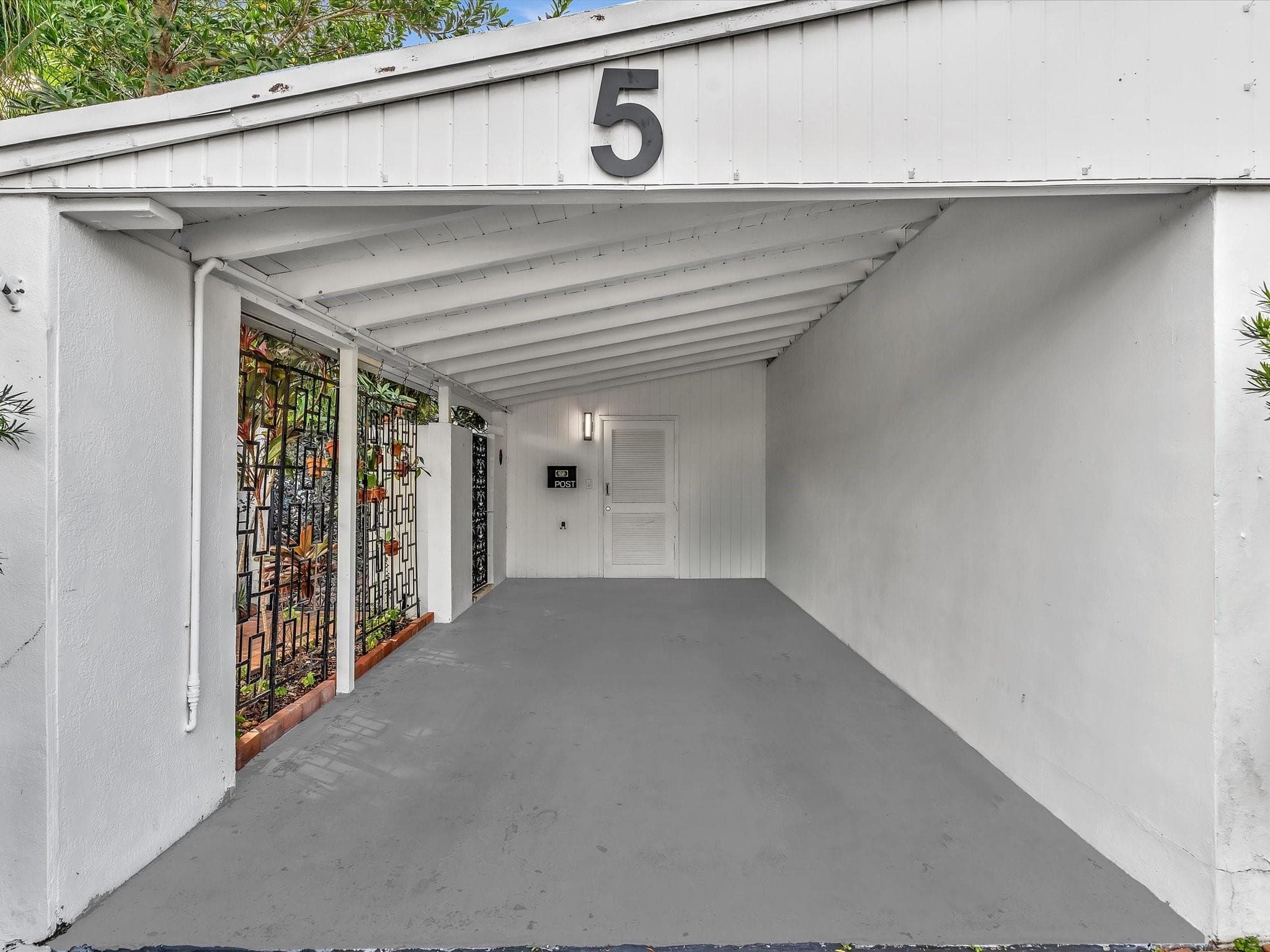 5 Middlesex Drive 5, Wilton Manors, FL 33305 — photo 3 of 57