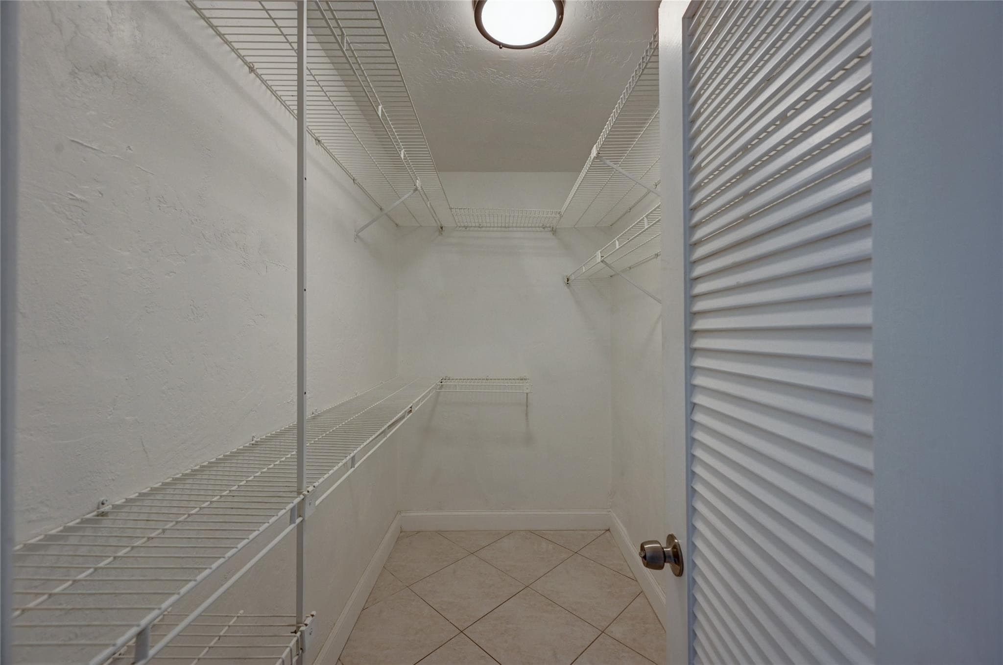 9807 NW 67th Court, Tamarac, FL 33321 — photo 15 of 38