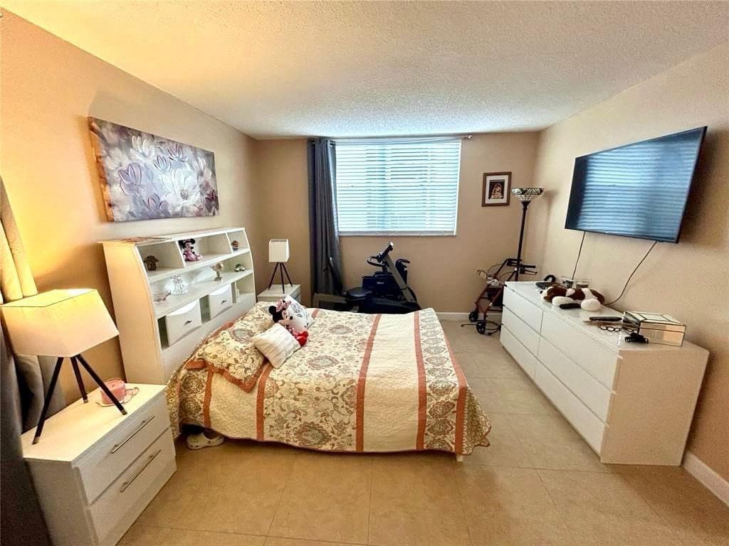 3150 Holiday Springs Boulevard 8-101, Margate, FL 33063 — photo 14 of 31