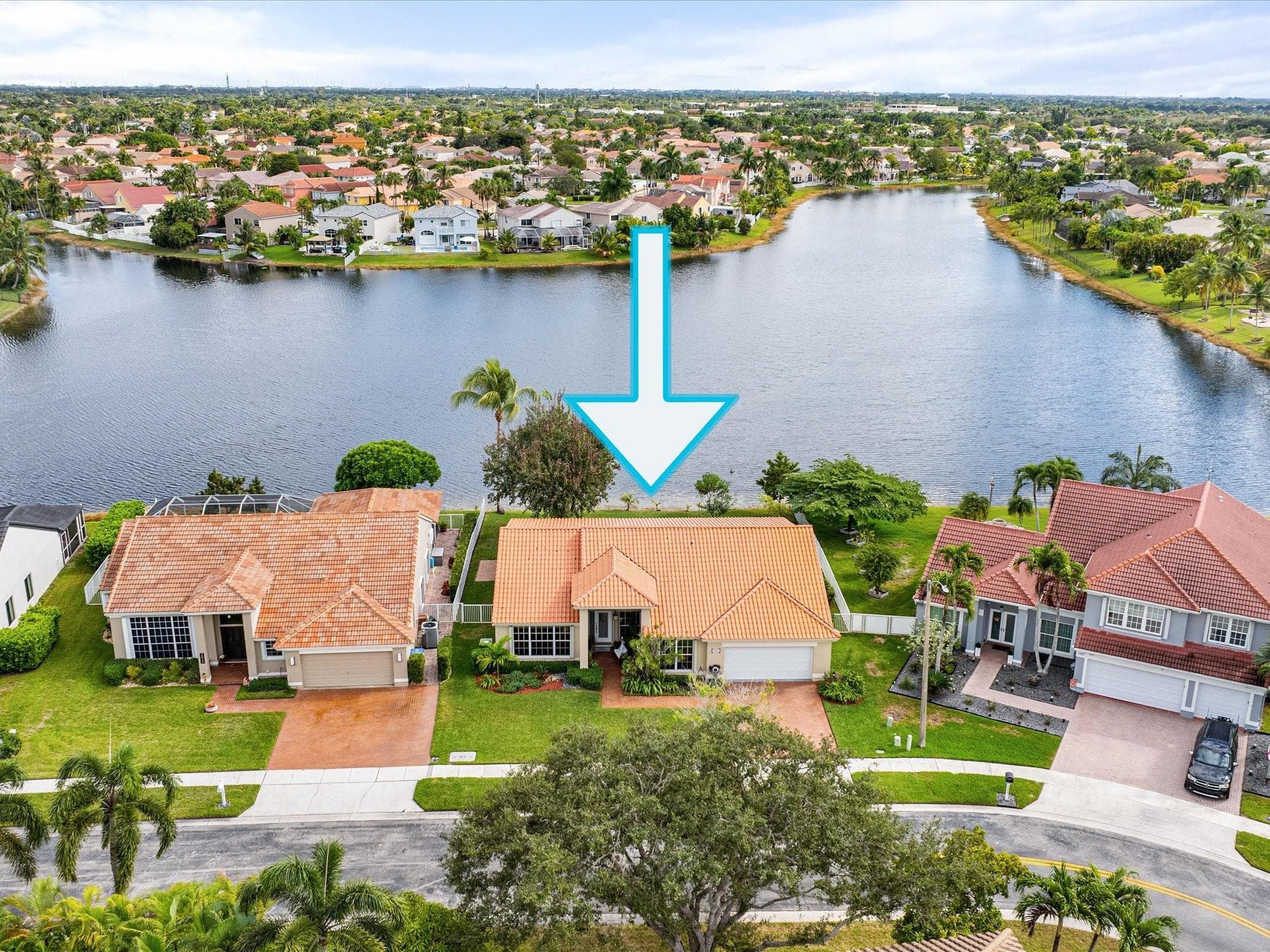 1011 NW 193rd Avenue, Pembroke Pines, FL 33029 — photo 2 of 30