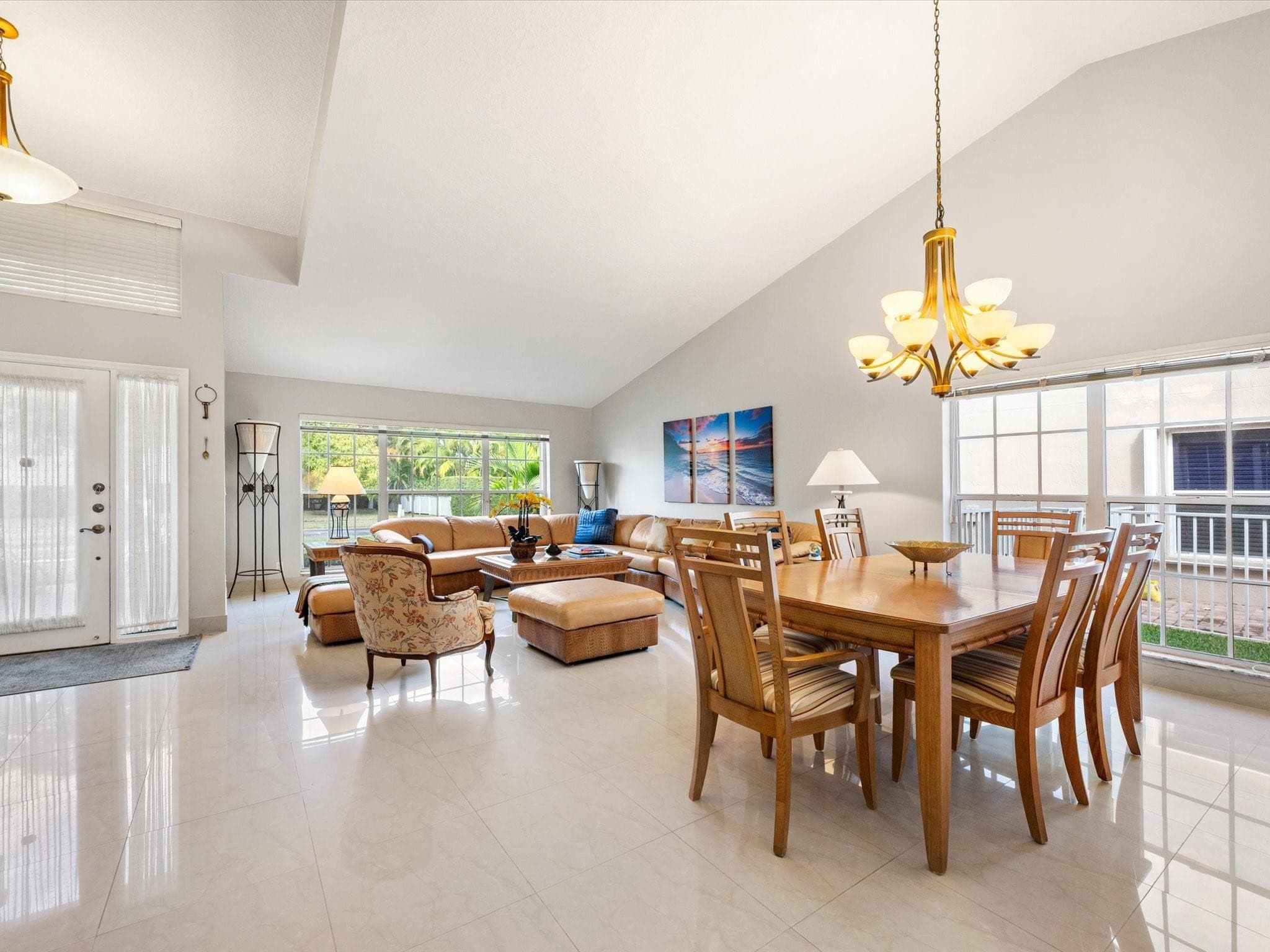 1011 NW 193rd Avenue, Pembroke Pines, FL 33029 — photo 5 of 30