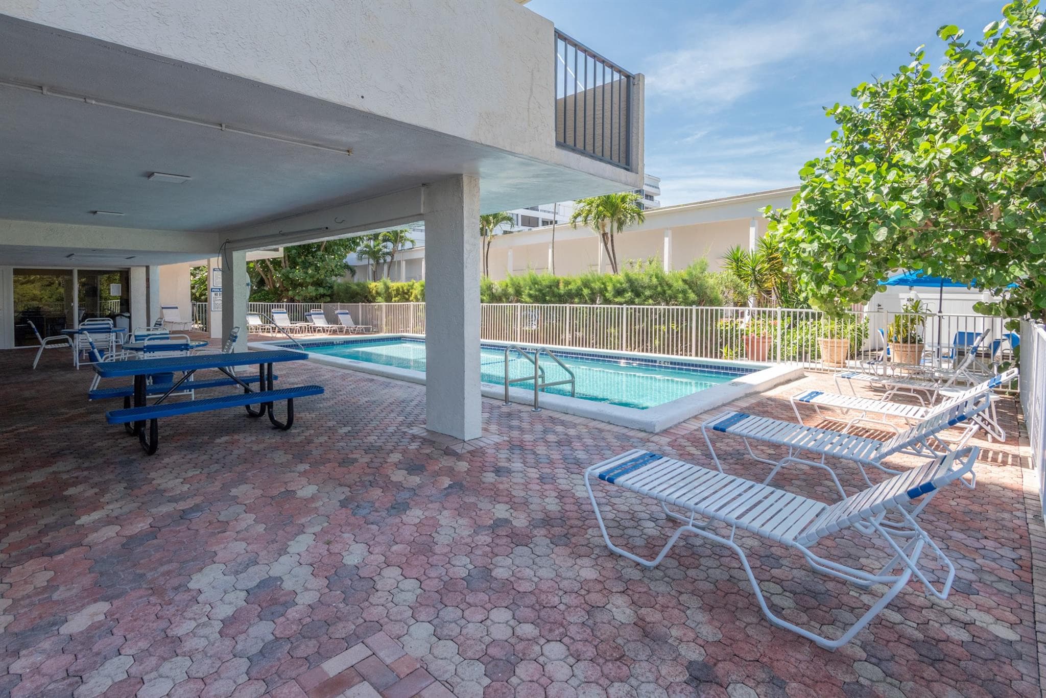 3581 S Ocean Boulevard 2b, Palm Beach, FL 33480 — photo 35 of 41