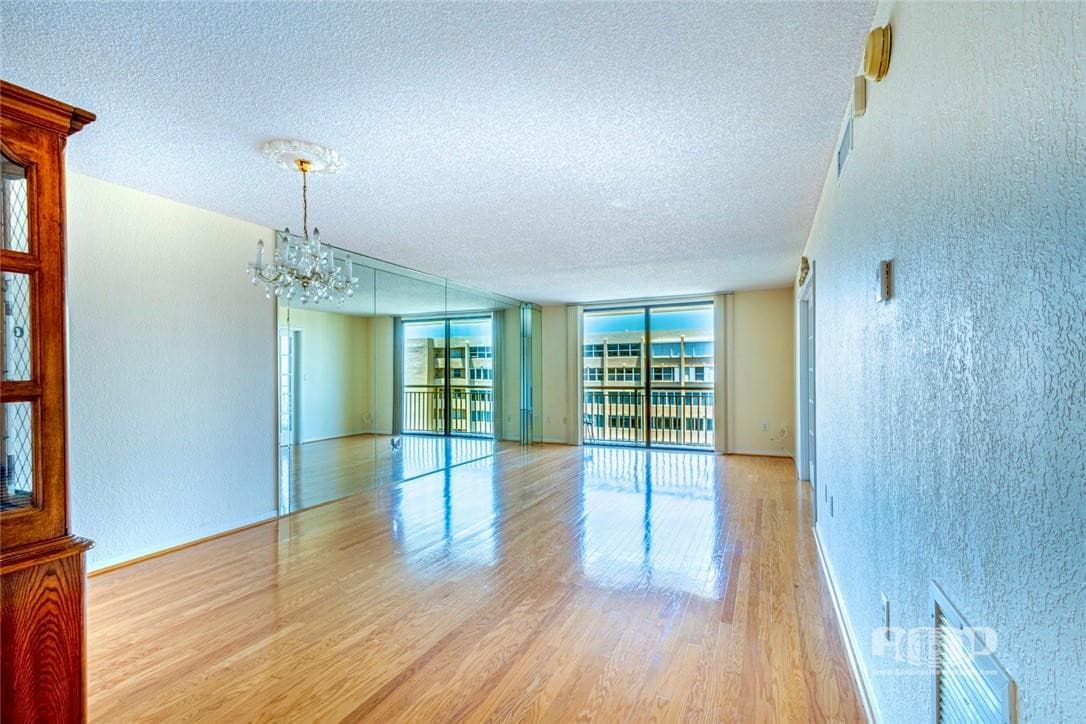 3100 NE 48th Street 908, Fort Lauderdale, FL 33308 — photo 8 of 38