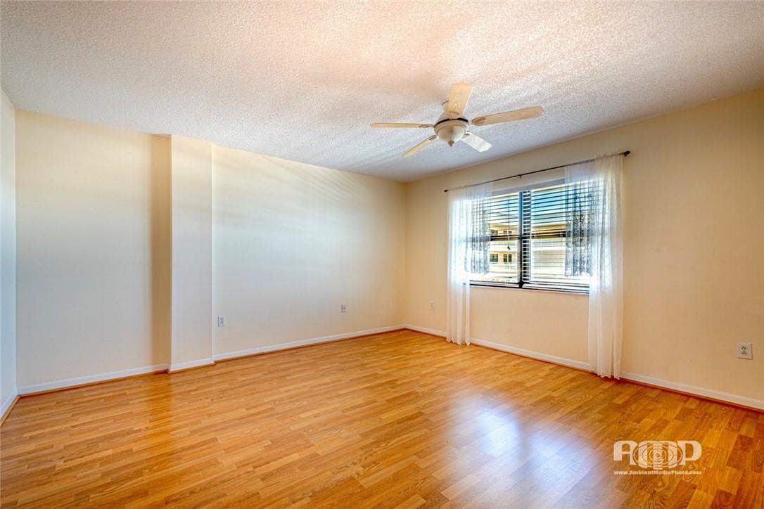 3100 NE 48th Street 908, Fort Lauderdale, FL 33308 — photo 9 of 38