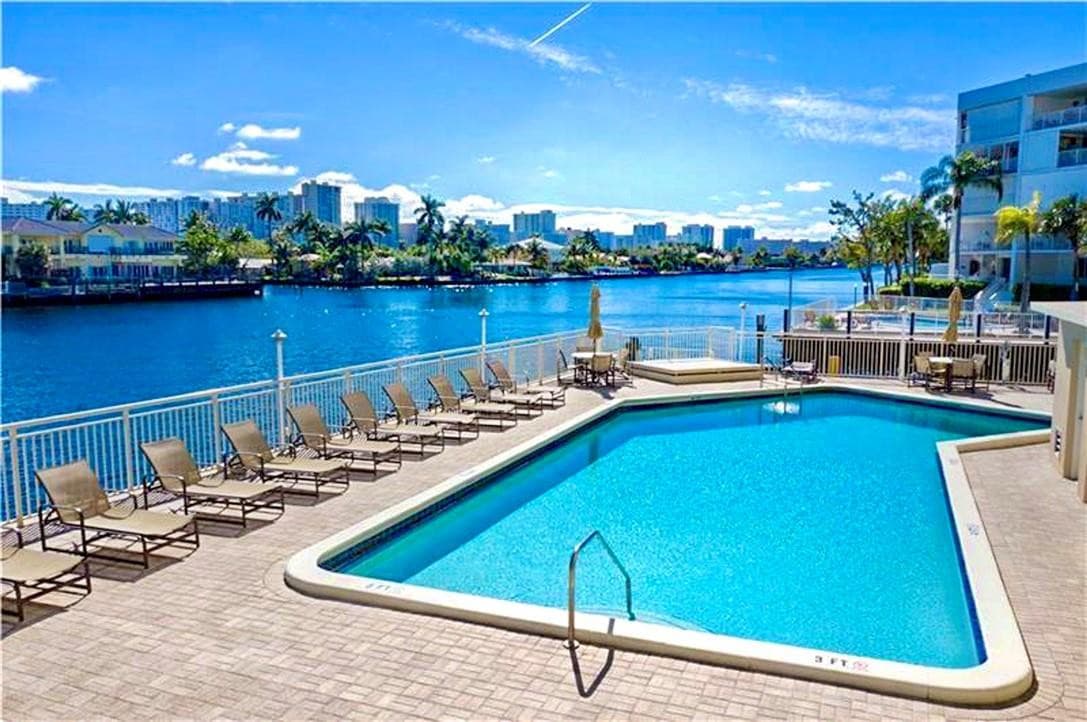 3100 NE 48th Street 908, Fort Lauderdale, FL 33308 — photo 29 of 38