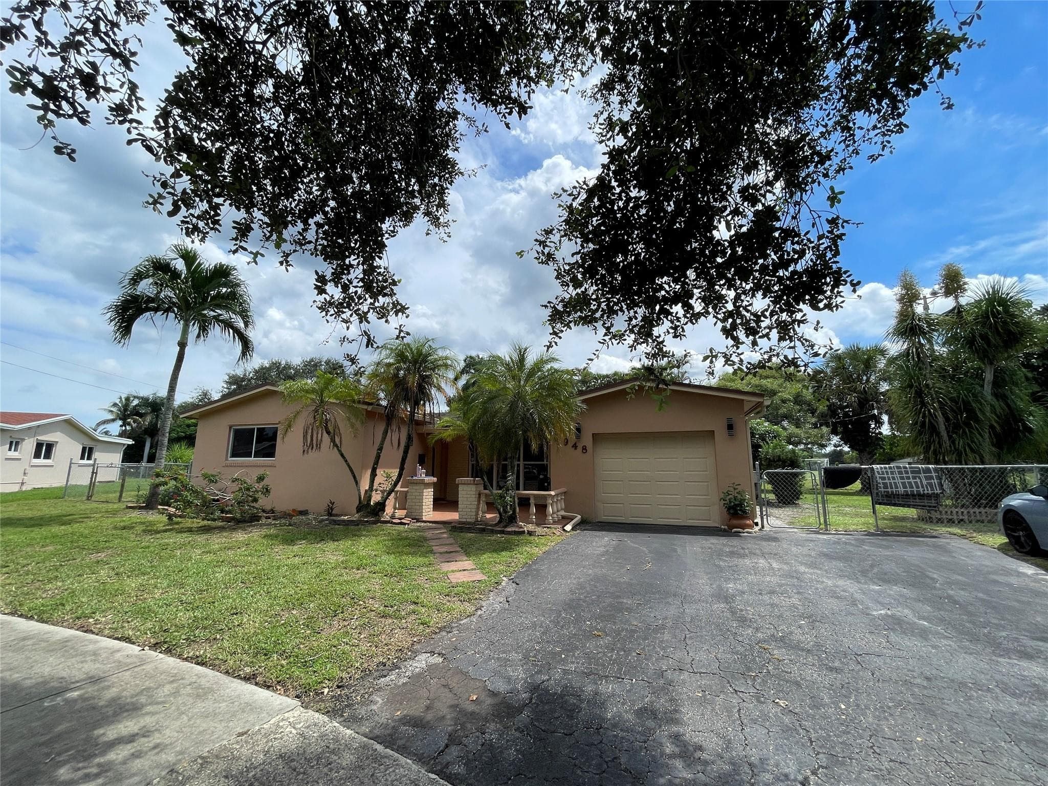 8948 SW 53rd Street, Cooper City, FL 33328 — photo