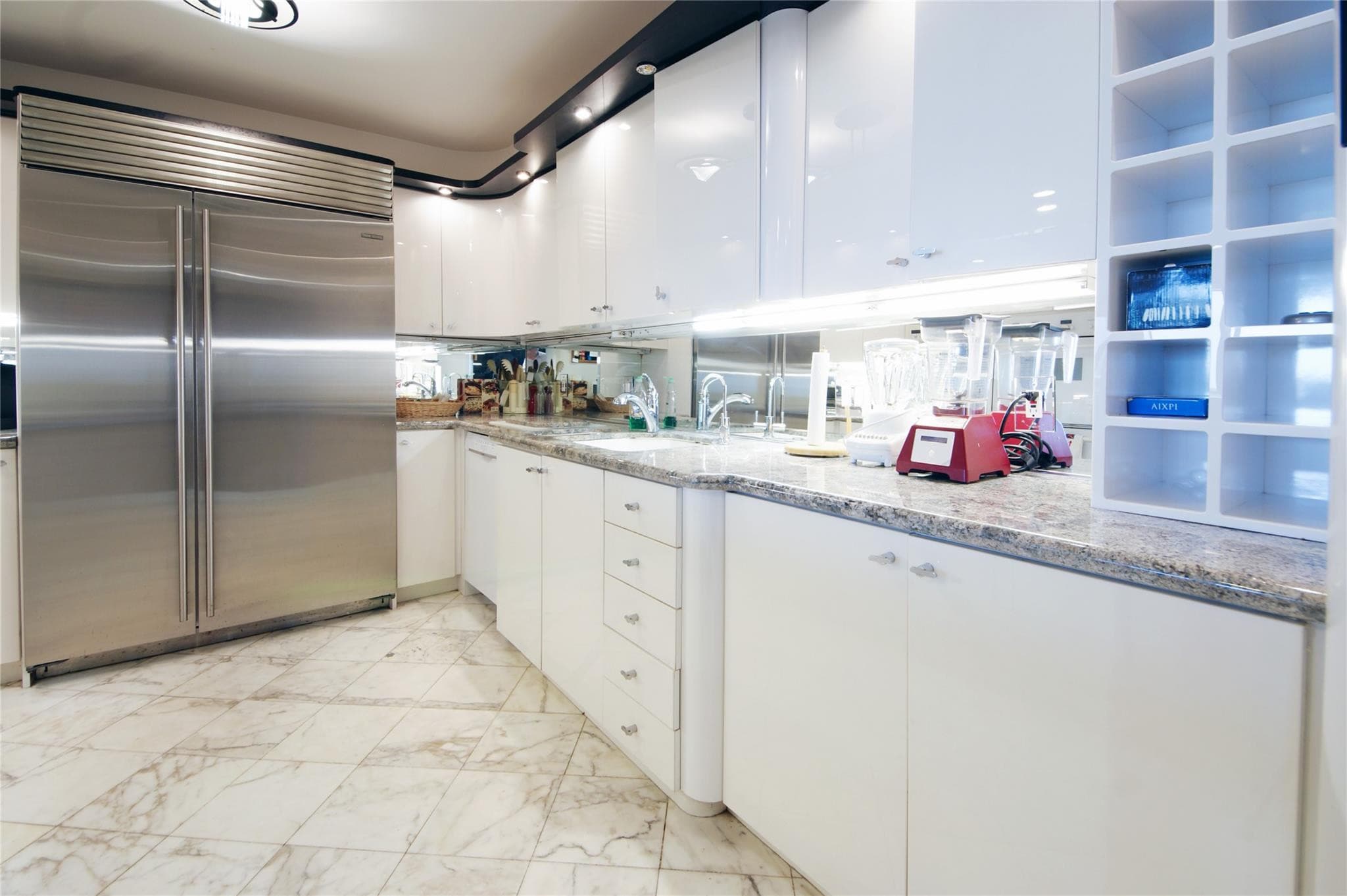 2480 Presidential Way 1004, West Palm Beach, FL 33401 — photo 17 of 67