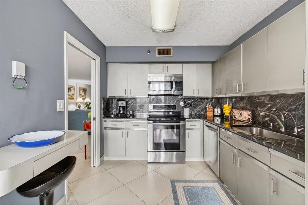7145 Promenade Drive 602, Boca Raton, FL 33433 — photo 29 of 85