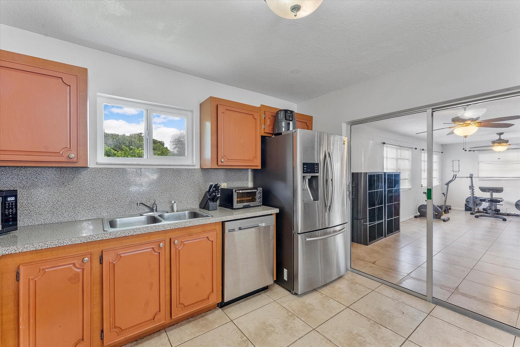 2757 NW 83rd Terrace, Coral Springs, FL 33065 — photo 15 of 34
