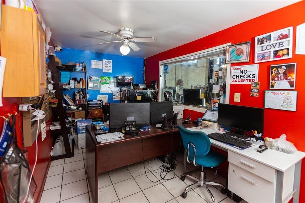 669 NW 26th Street, Miami, FL 33127 — photo 3 of 26