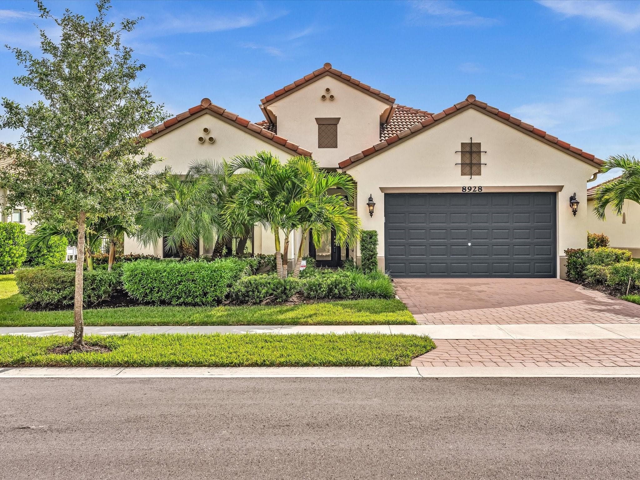 8928 Bastille Circle, Parkland, FL 33076 — photo 2 of 98