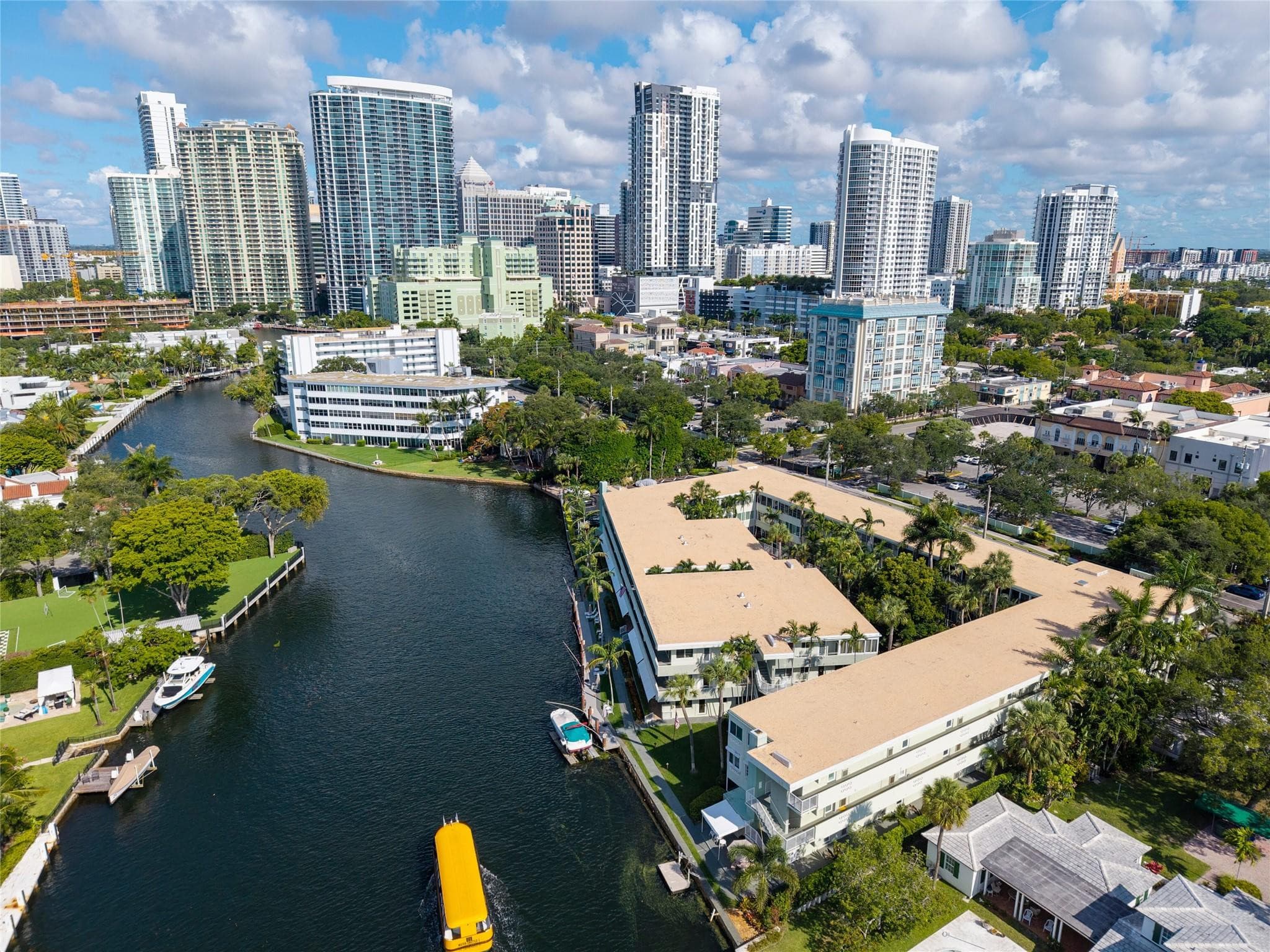 1000 SE 4th Street 117 & 118, Fort Lauderdale, FL 33301 — photo 2 of 36
