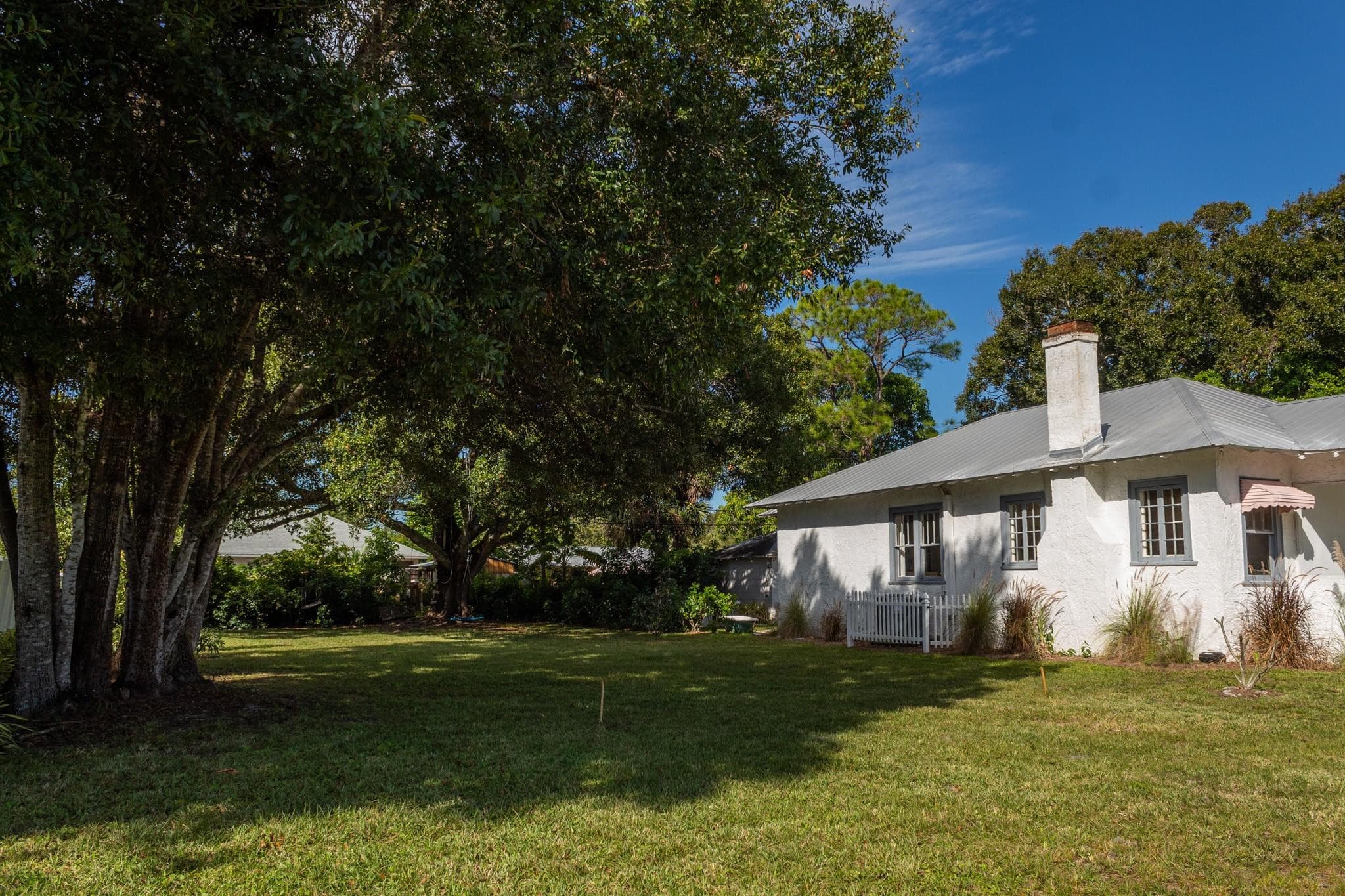 1645 34th Avenue, Vero Beach, FL 32960 — photo 5 of 39