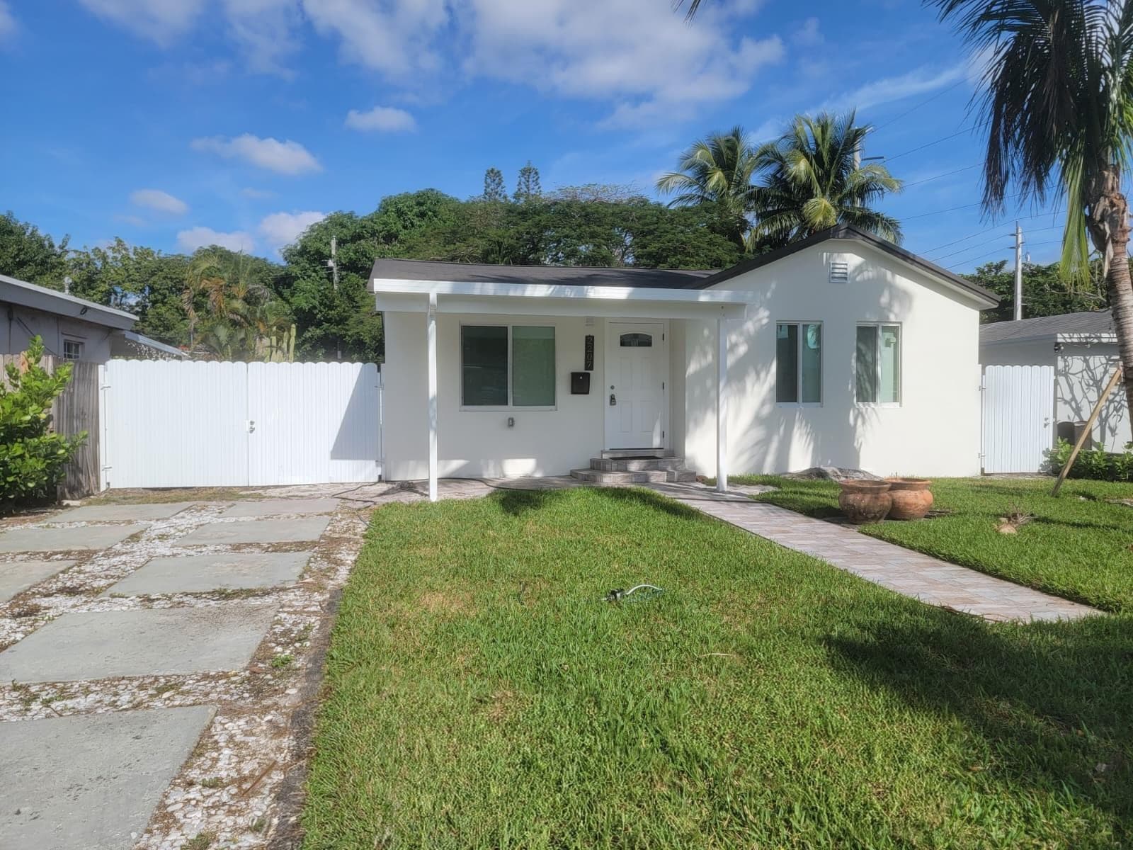 2207 Taft Street, Hollywood, FL 33020 — photo 2 of 14
