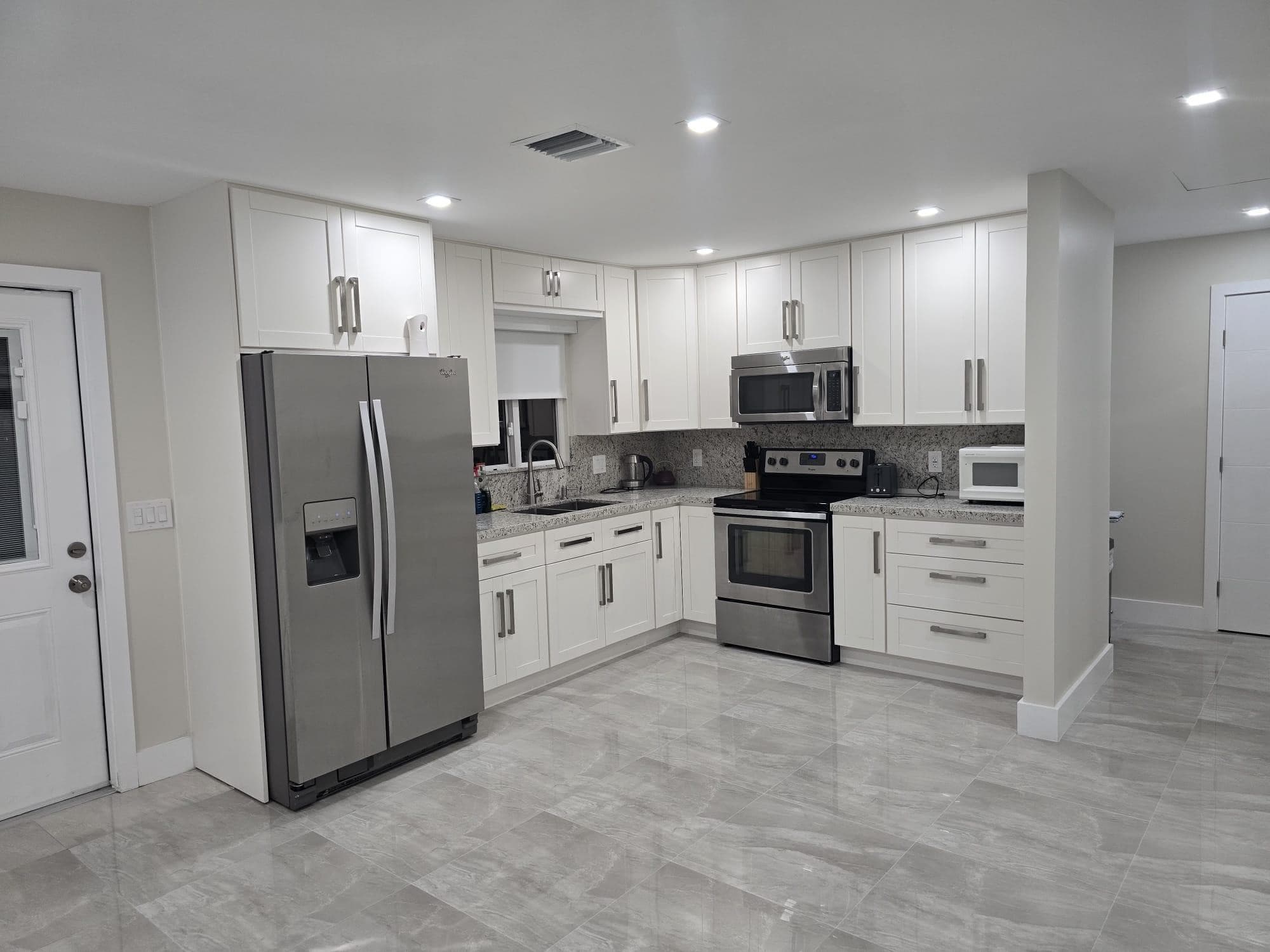 2207 Taft Street, Hollywood, FL 33020 — photo 5 of 14