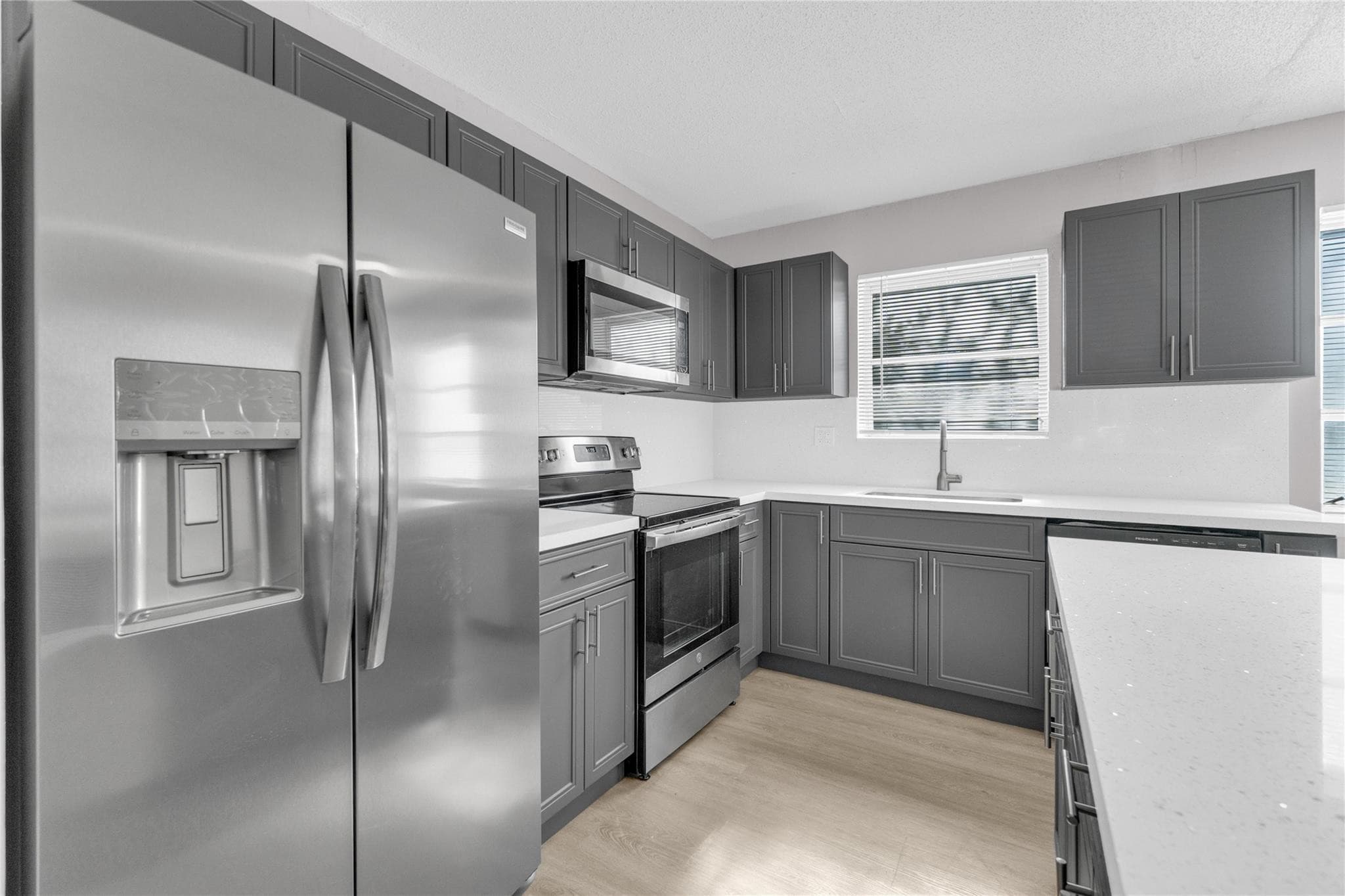 3240 Sheridan Lane, Hollywood, FL 33021 — photo 11 of 49
