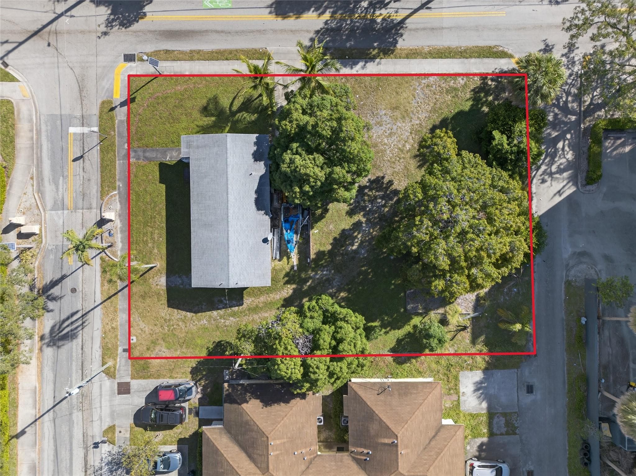 900 NW 2nd Street, Fort Lauderdale, FL 33311 — photo 3 of 21