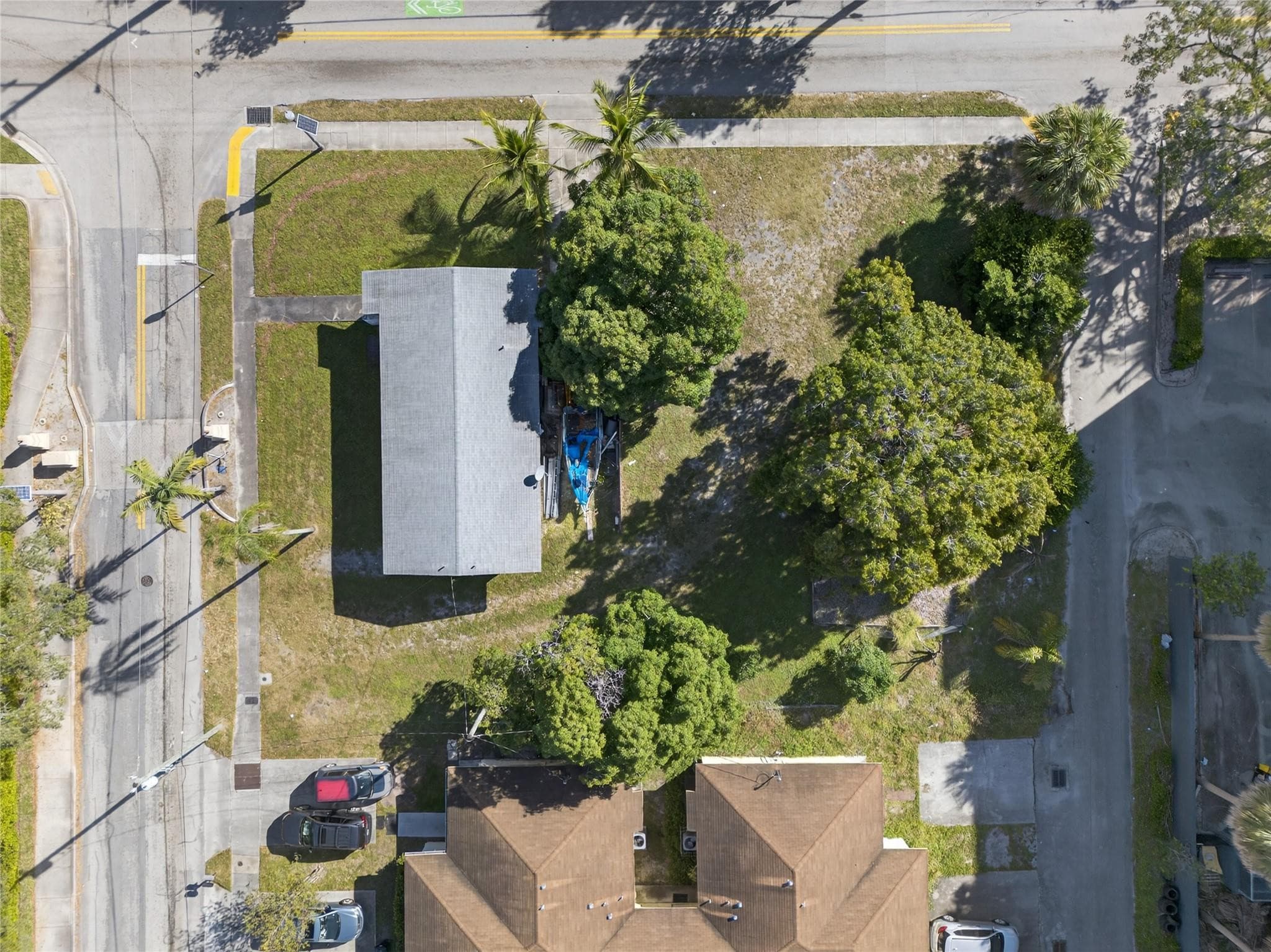 900 NW 2nd Street, Fort Lauderdale, FL 33311 — photo 6 of 21