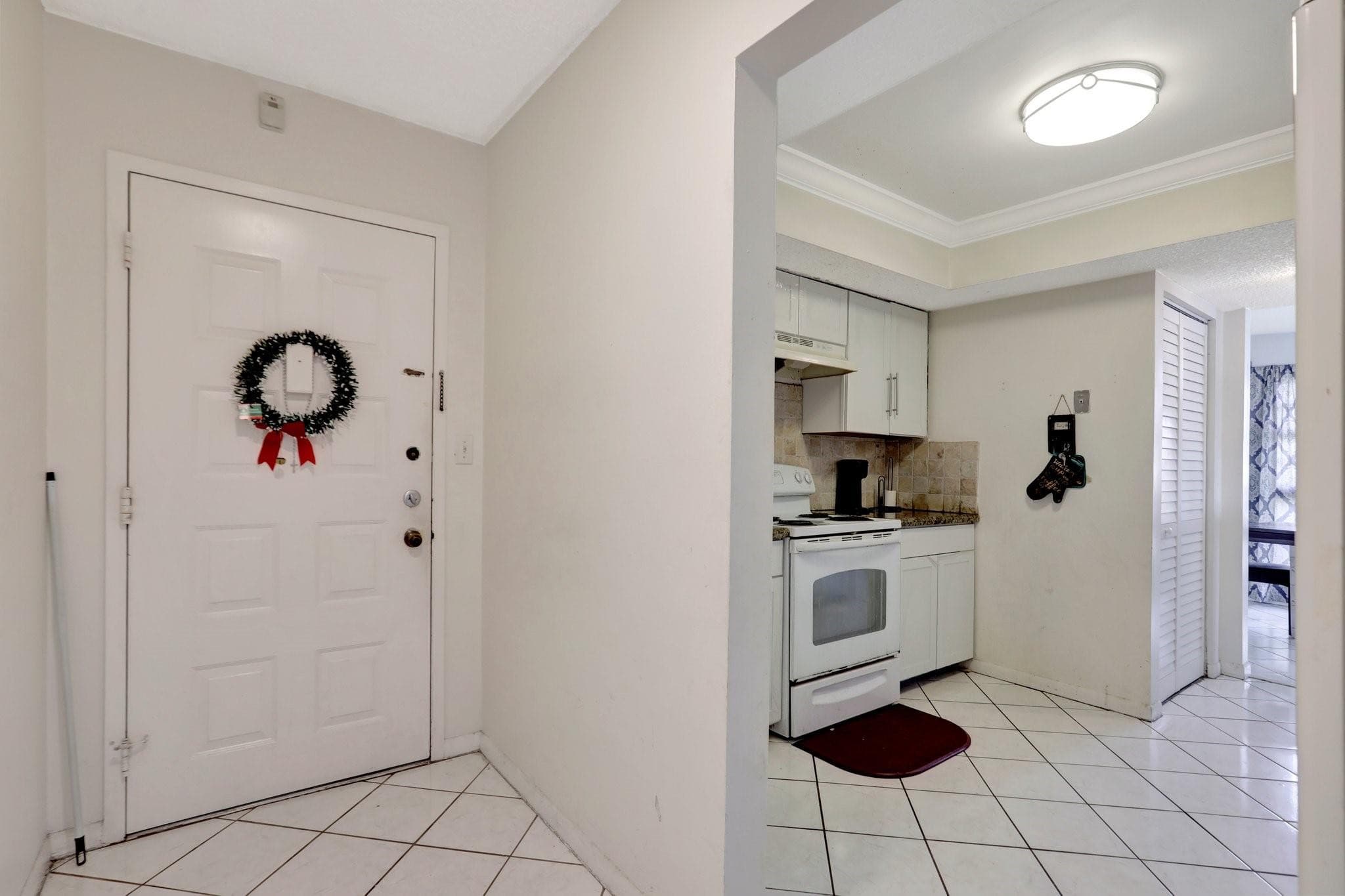 5570 NW 44th Street 518a, Lauderhill, FL 33319 — photo 4 of 29