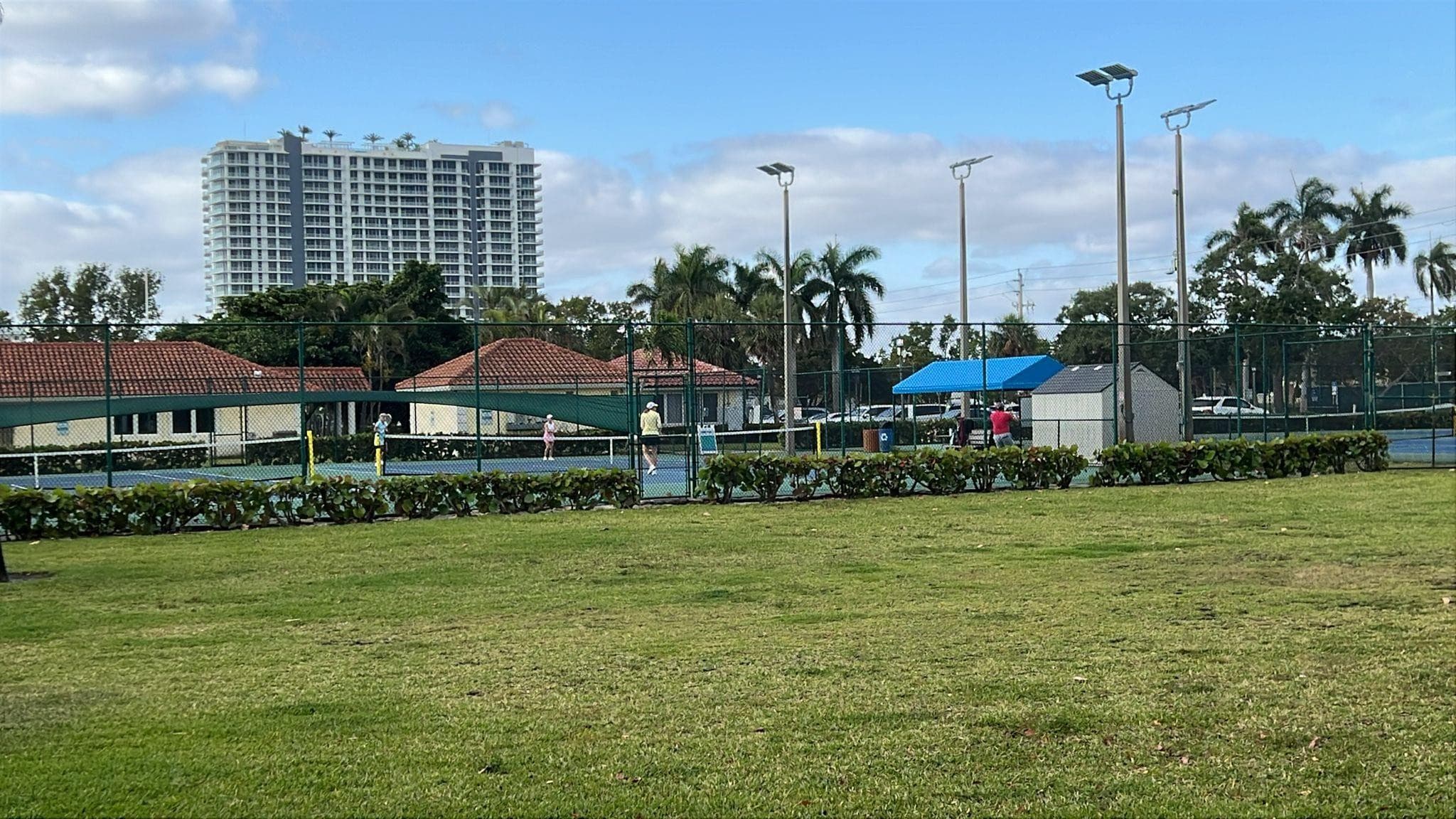 810 Lake Shore Drive 25, West Palm Beach, FL 33403 — photo 35 of 37