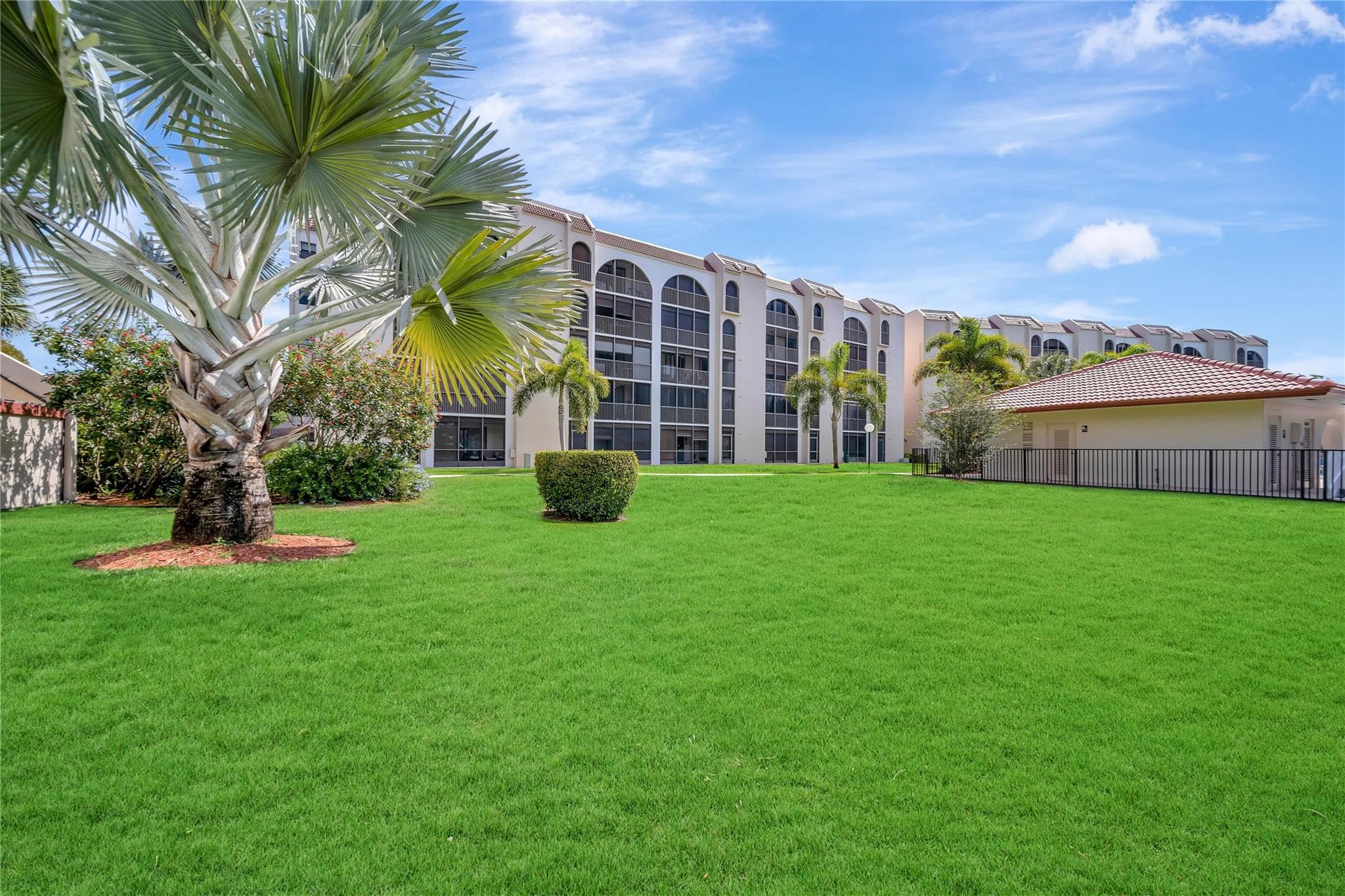 3521 Environ Boulevard B509, Lauderhill, FL 33319 — photo 39 of 53