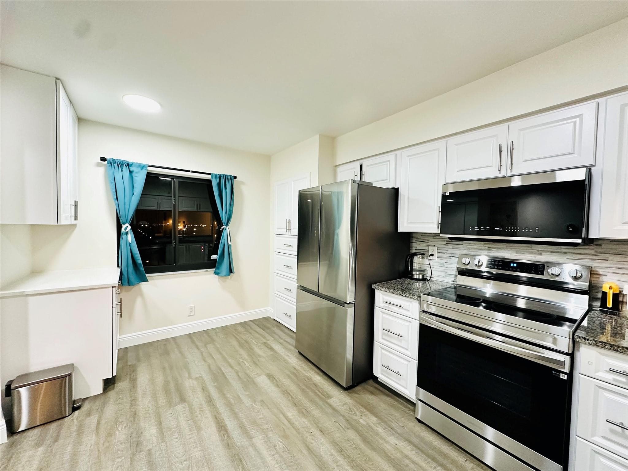 2200 S Cypress Bend Drive 802, Pompano Beach, FL 33069 — photo 7 of 21