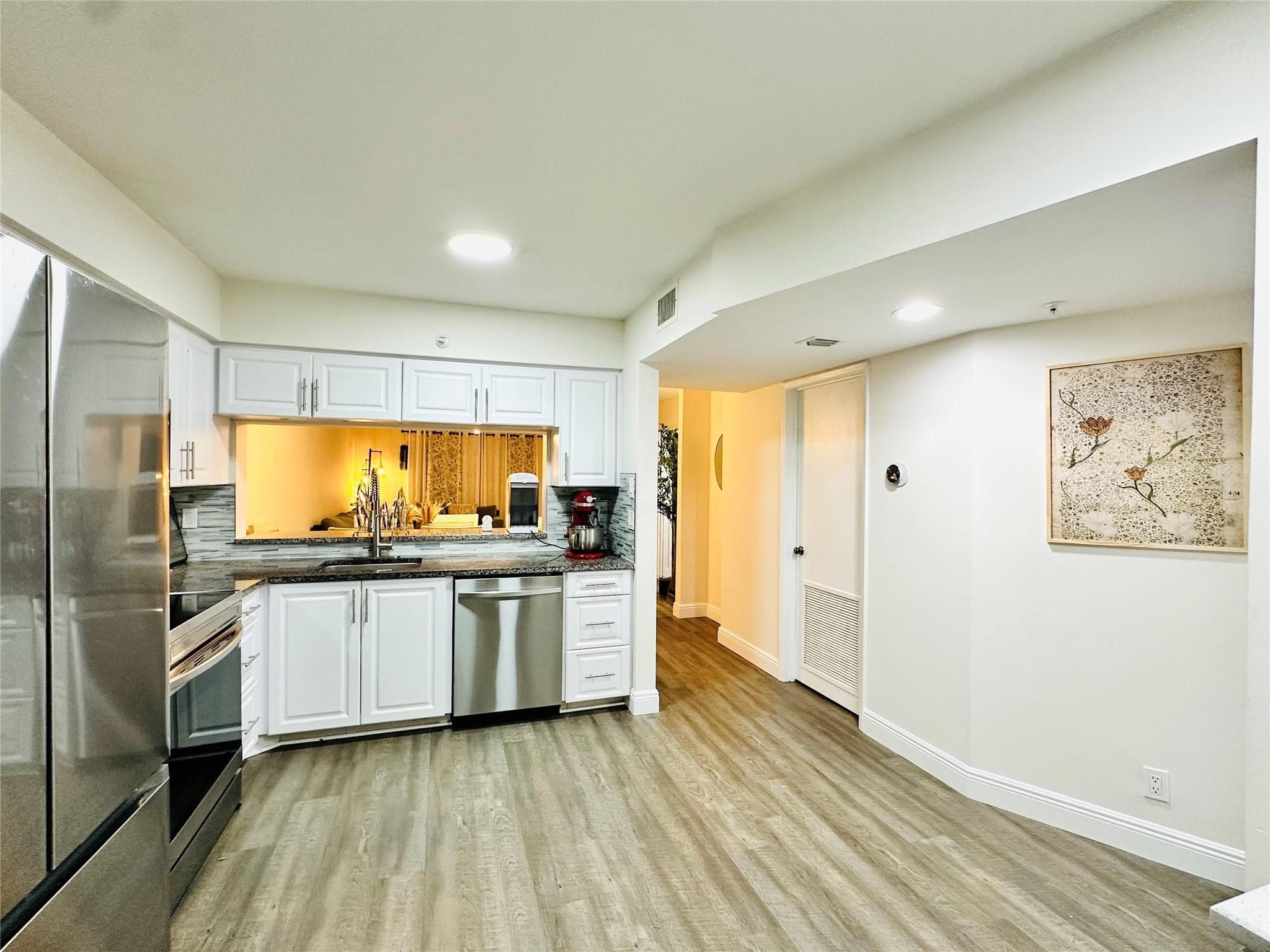 2200 S Cypress Bend Drive 802, Pompano Beach, FL 33069 — photo 8 of 21