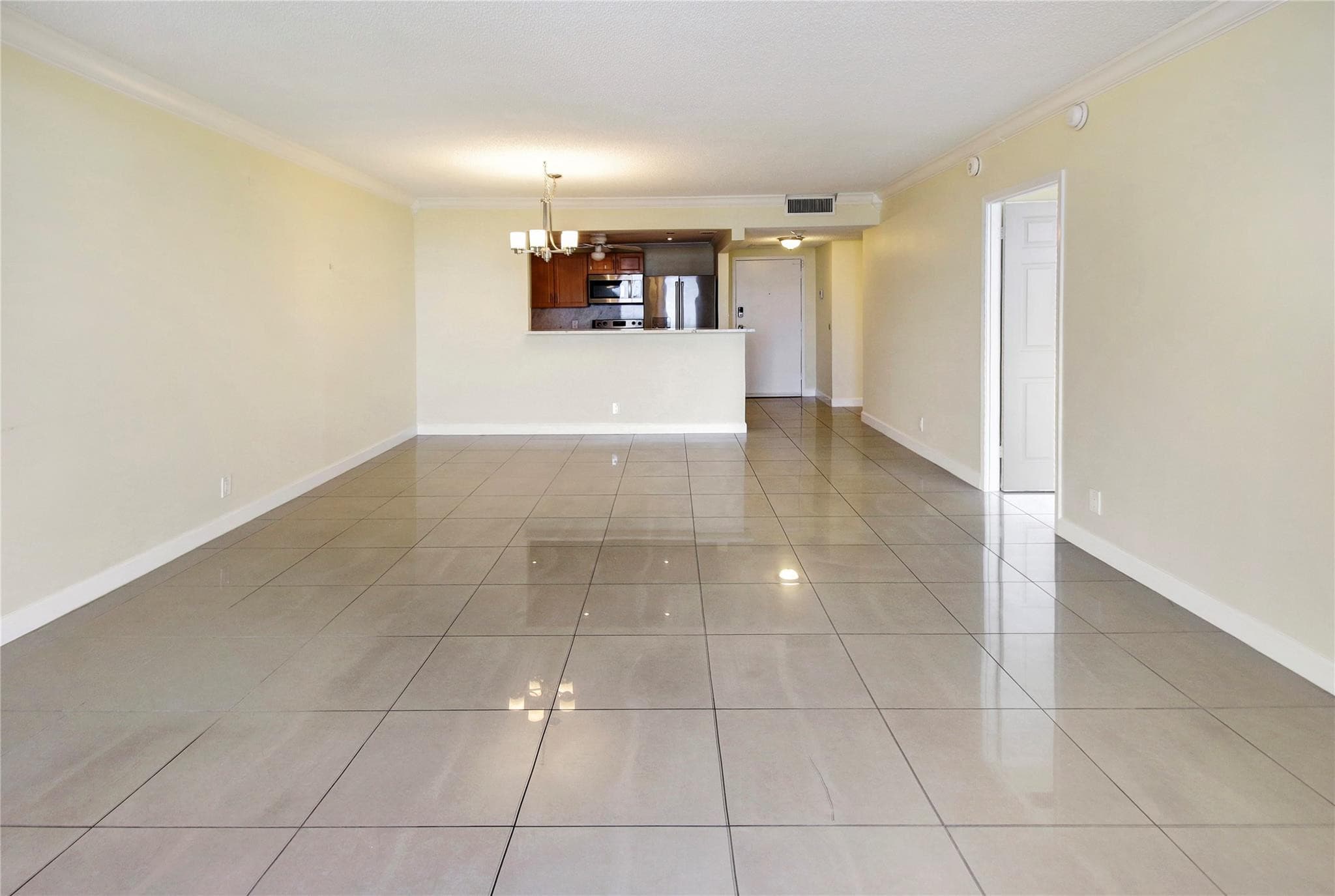 2500 Parkview Drive 1710, Hallandale Beach, FL 33009 — photo 10 of 32