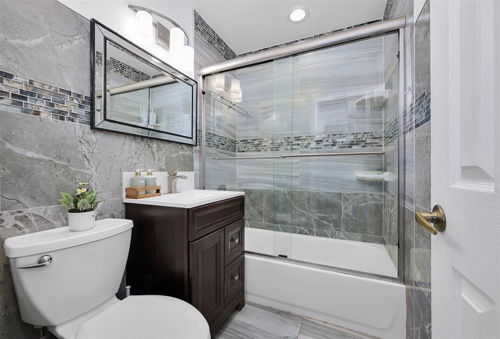 2535 Sherman Street, Hollywood, FL 33020 — photo 5 of 14