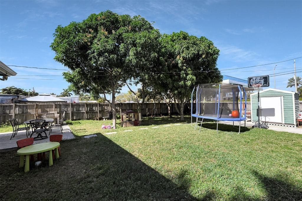 2535 Sherman Street, Hollywood, FL 33020 — photo 13 of 14