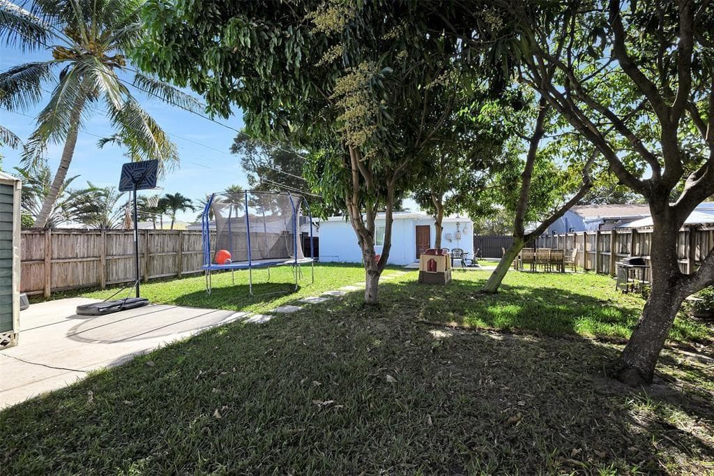 2535 Sherman Street, Hollywood, FL 33020 — photo 14 of 14